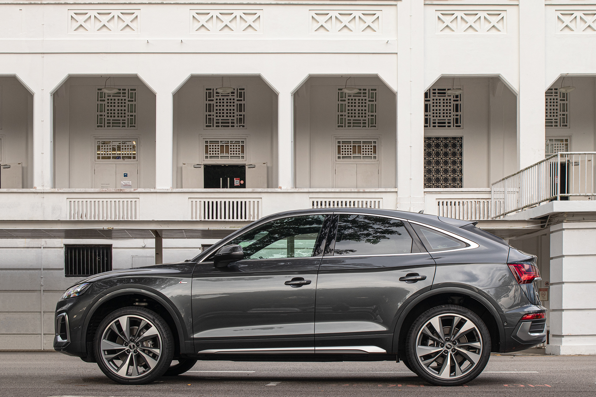 Editors%2 Fimages%2 F1637308414542 Q5+Profile