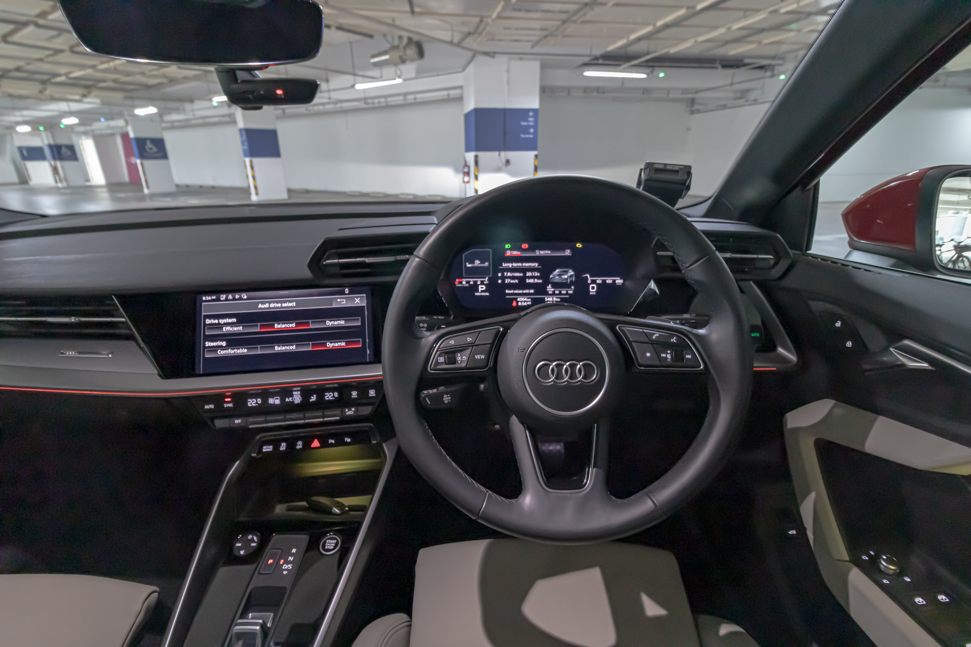 Editors%2 Fimages%2 F1637547182698 A3+Cockpit1