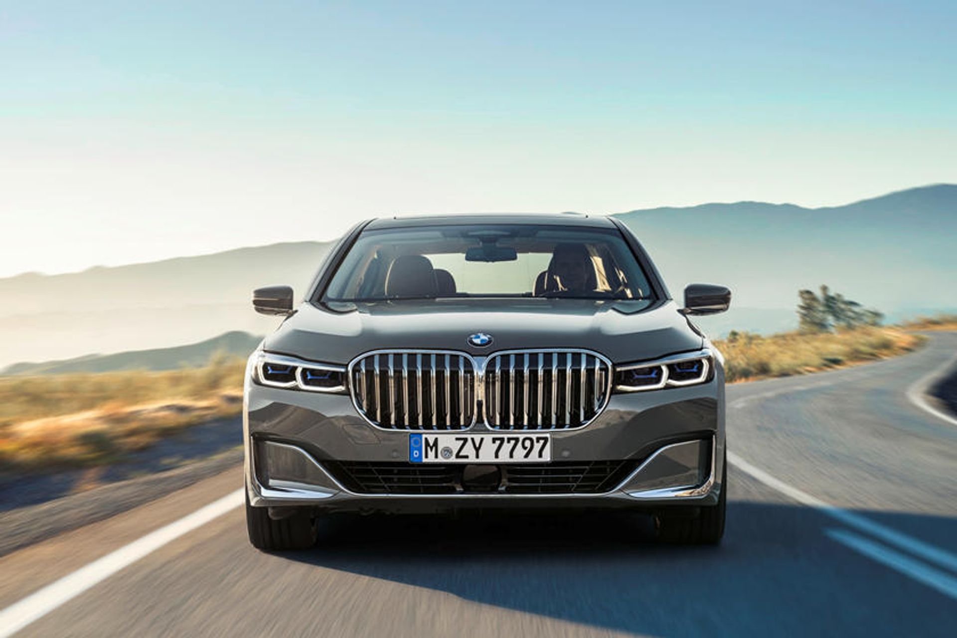 Editors%2 Fimages%2 F1638782334755 Bmw Reveals 2022 Line  Up For Singapore 12