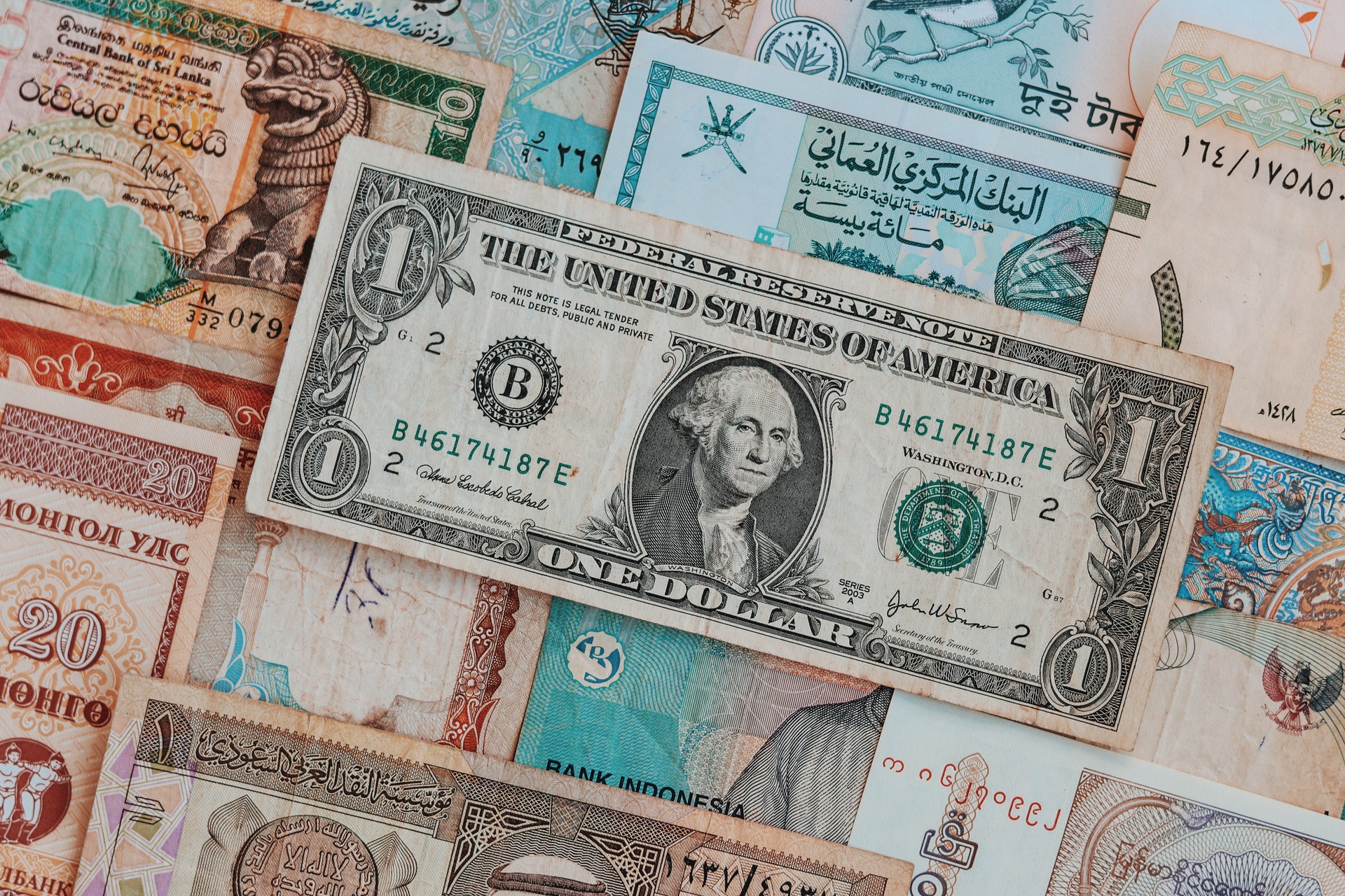 Editors%2 Fimages%2 F1638784958586 Cash Currencies