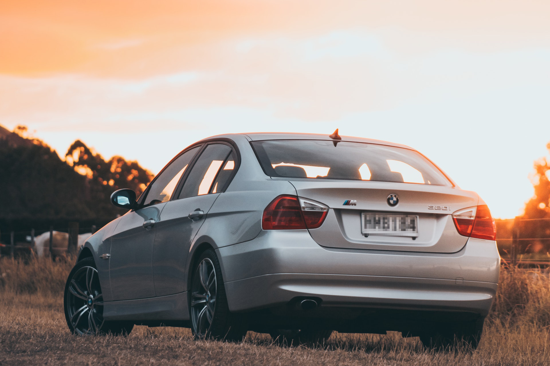 Editors%2 Fimages%2 F1639040864825 Back Of Bmw