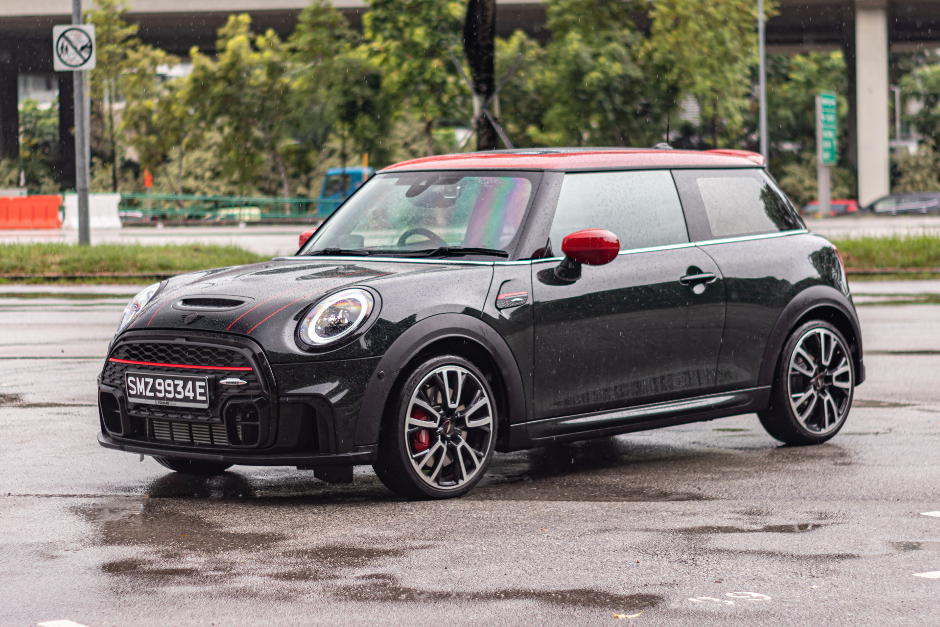 Editors%2 Fimages%2 F1640874346356 Jcw+Front1