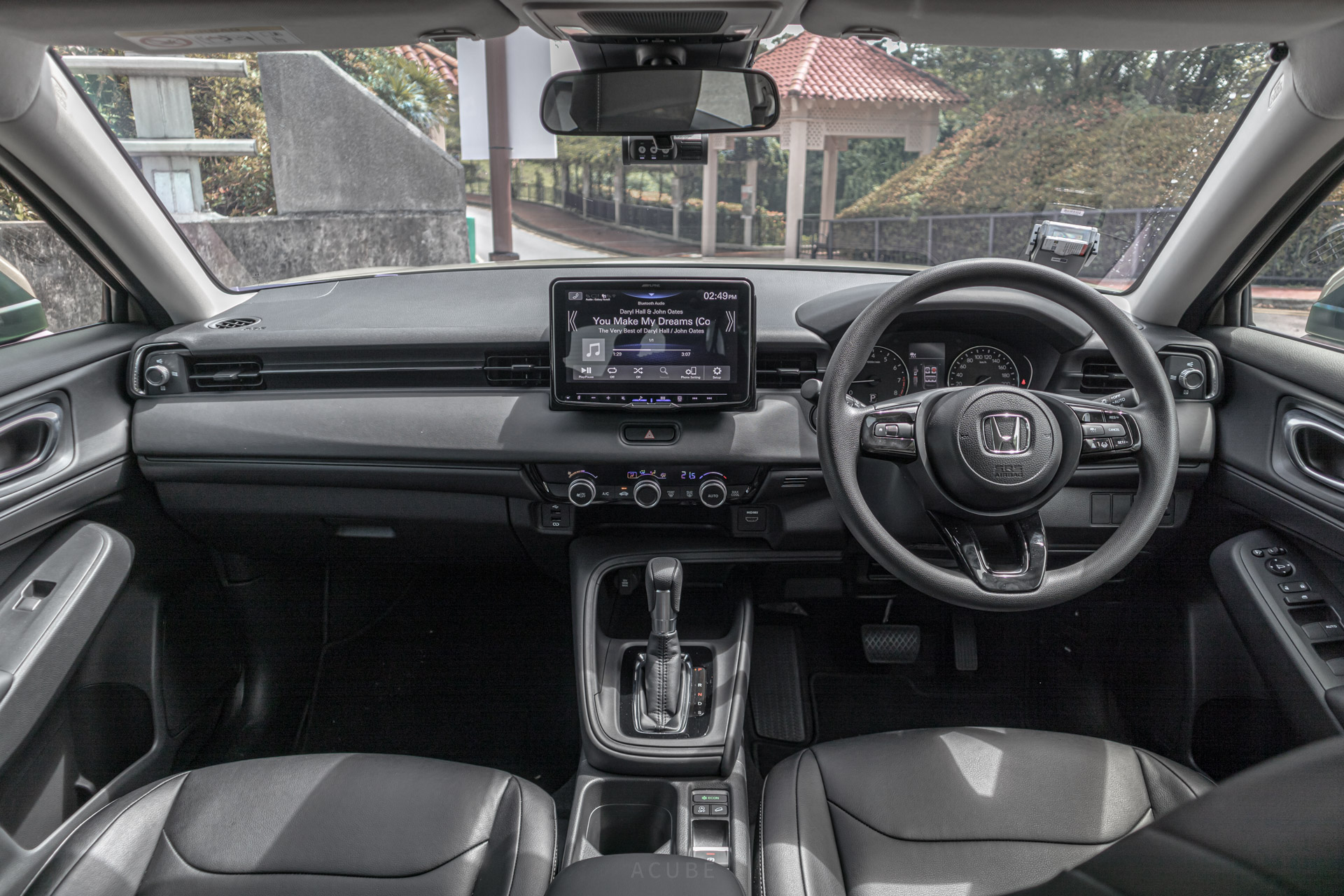 Editors%2 Fimages%2 F1645419801011 Hrv Interior 1