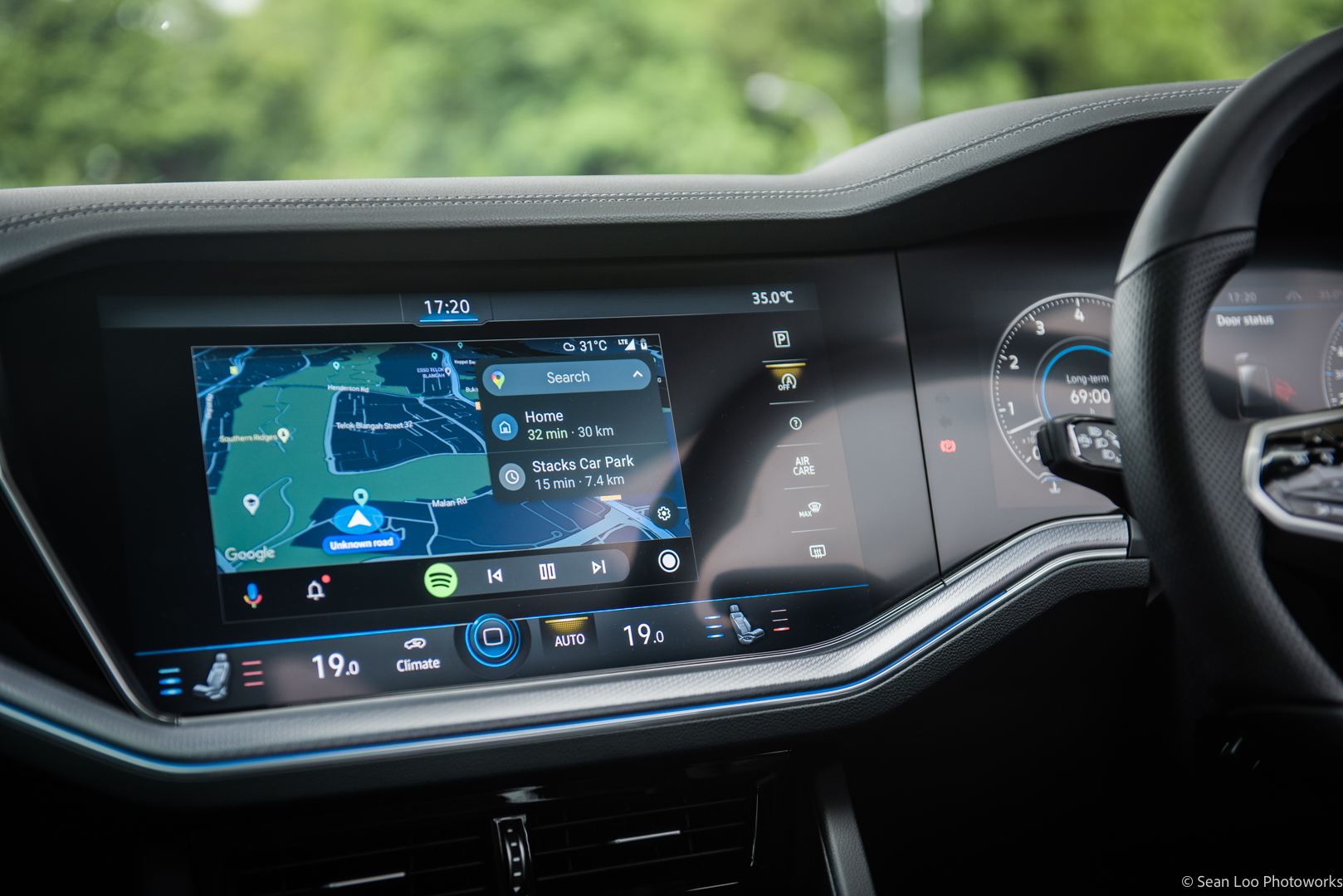 Editors%2 Fimages%2 F1649416933480 Motorist Mreview Volkswagen Touareg 7