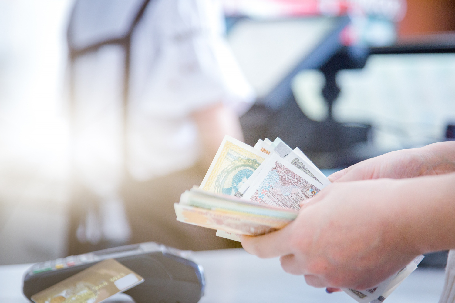 Editors%2 Fimages%2 F1649745551581 Pos Credit Card Settlement Instead Cash Settlement+%281%29