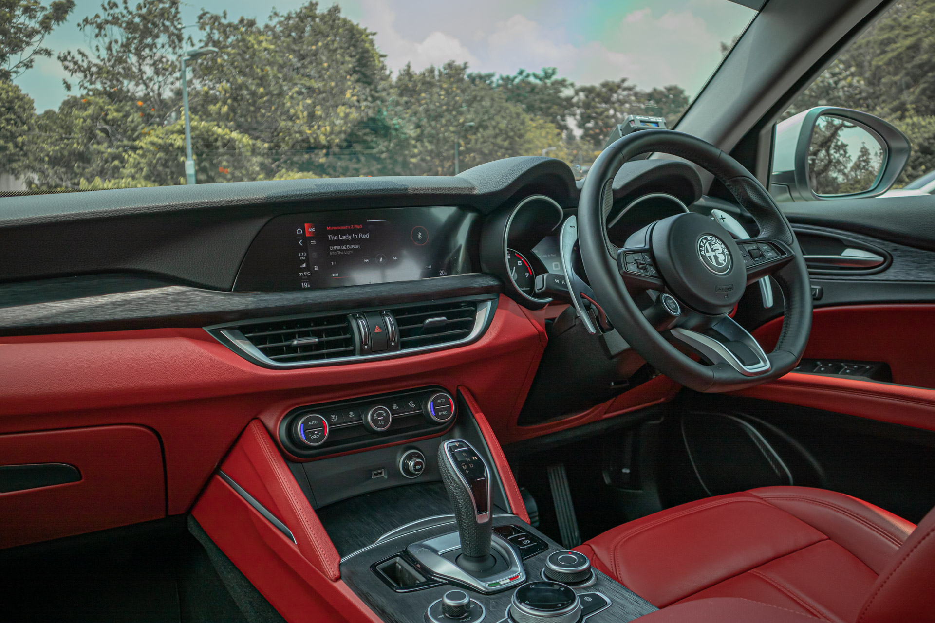 Editors%2 Fimages%2 F1651728246292 Alfa+Romeo+Stelvio+Interior+D