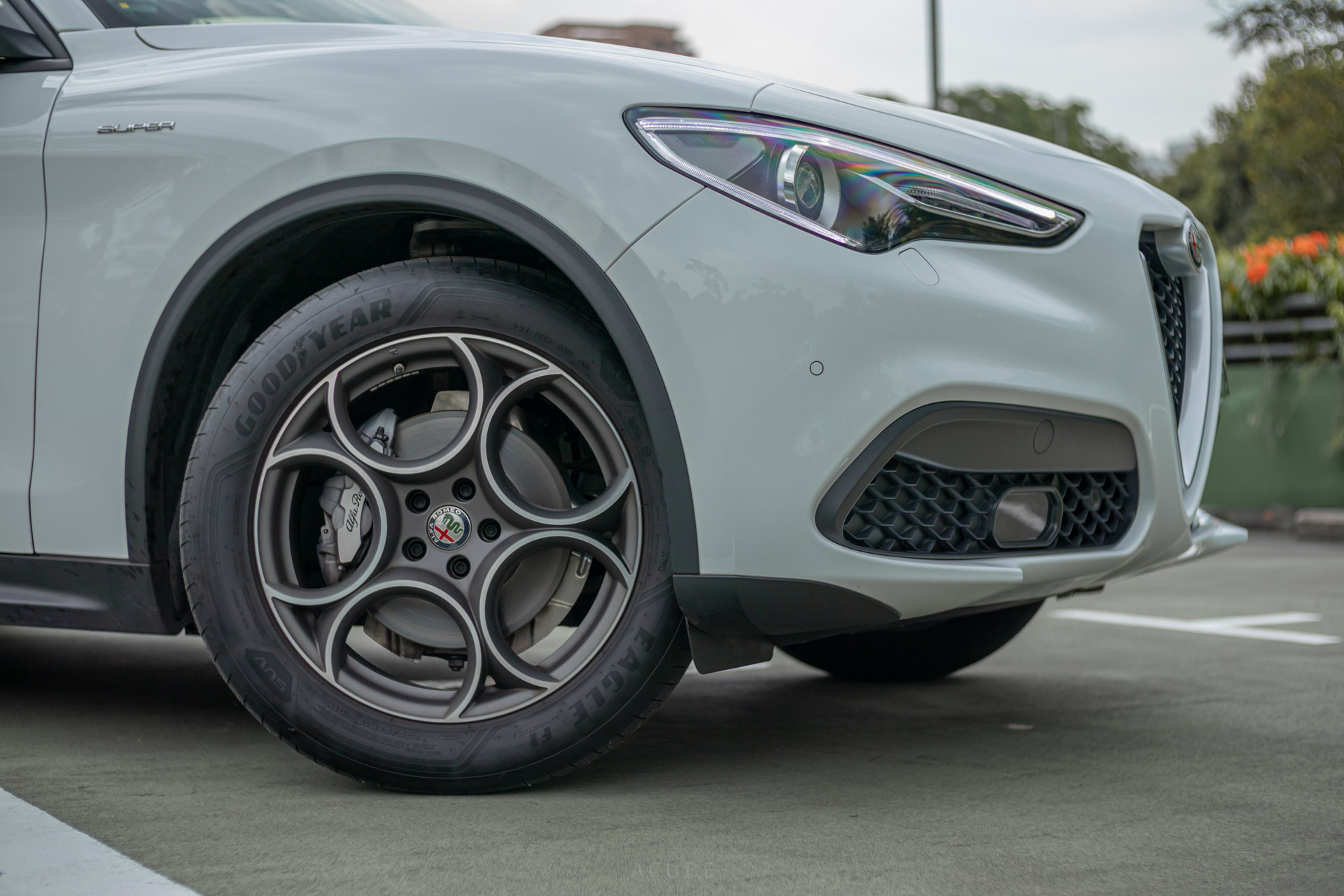 Editors%2 Fimages%2 F1651744851994 Alfa+Romeo+Stelvio+Front+Wheels+A