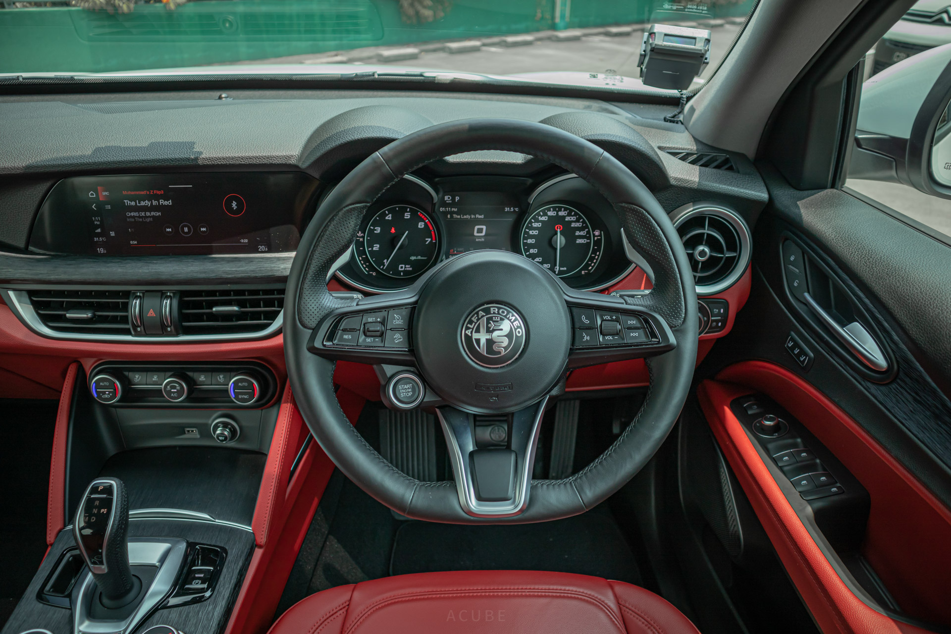 Editors%2 Fimages%2 F1651793256350 Alfa+Romeo+Stelvio+Steering+Wheel