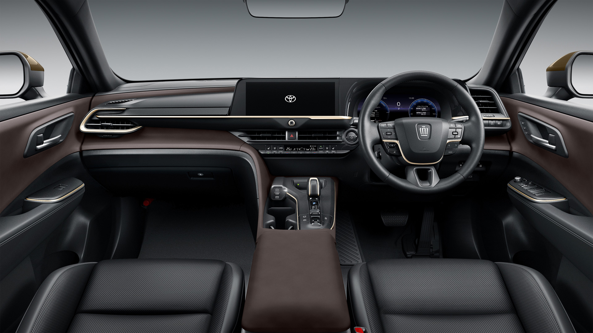 Editors%2 Fimages%2 F1657953027731 Crown+Crossover+Interior+Iii
