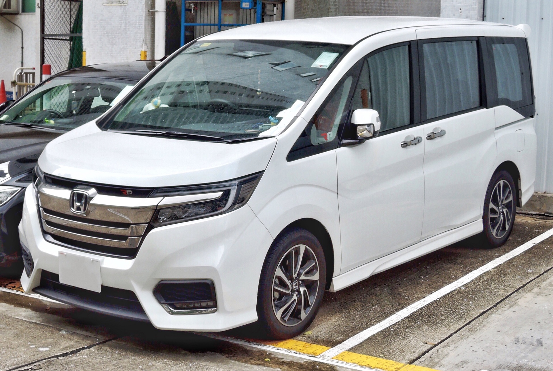 Editors%2 Fimages%2 F1663256690054 2018 Honda Stepwgn