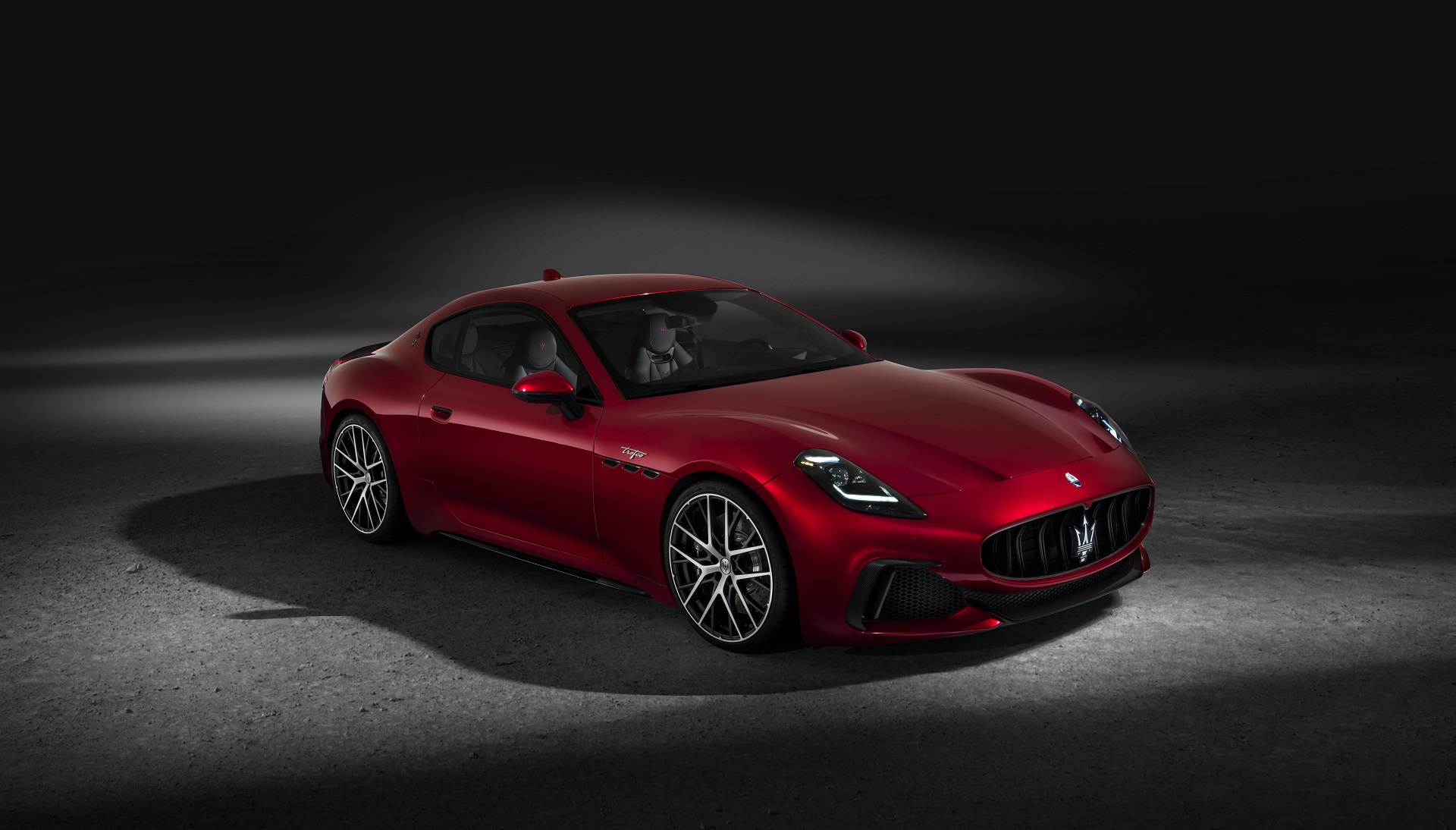 Editors%2 Fimages%2 F1664874513990 20097 Maserati Gran Turismo Trofeo