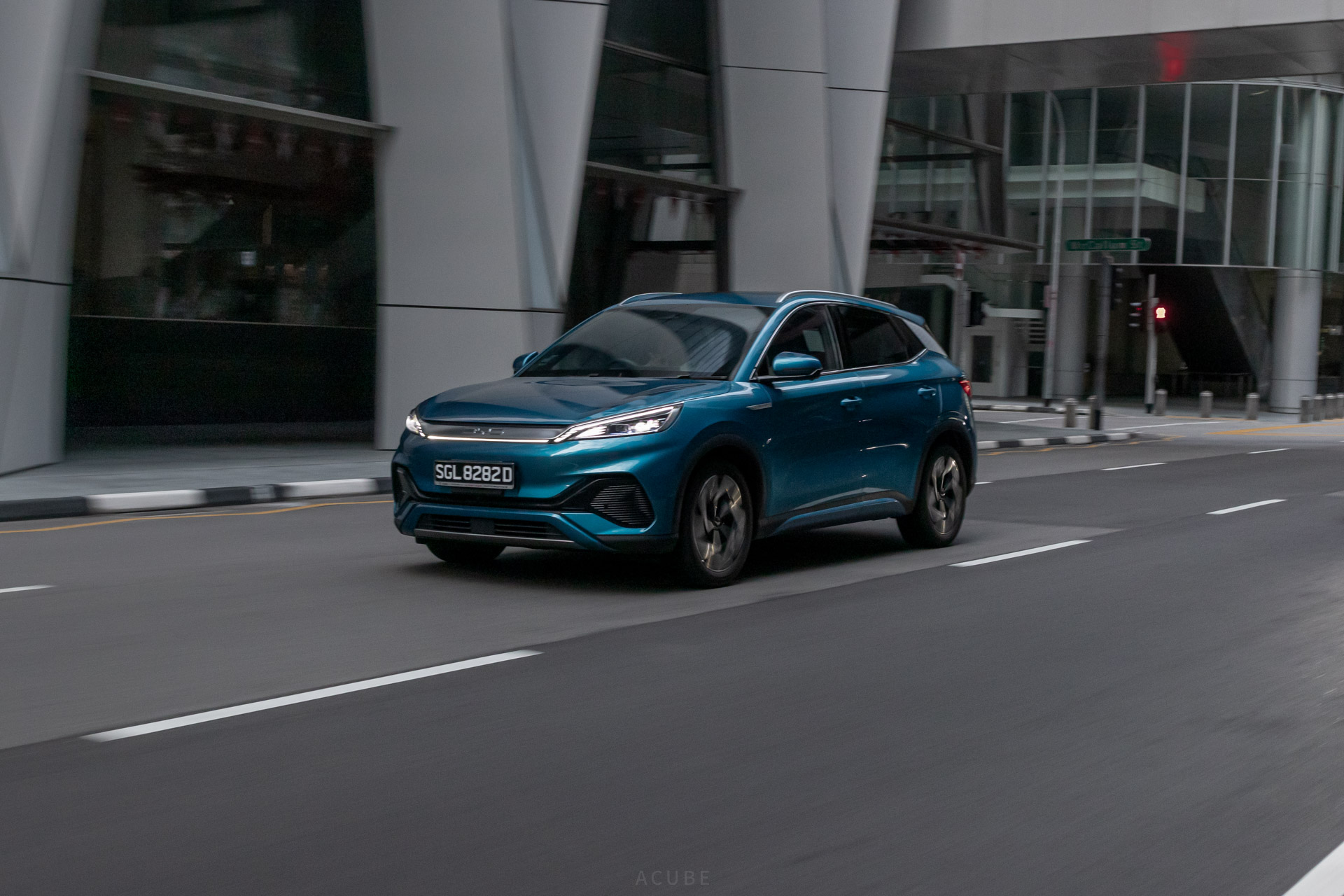 Editors%2 Fimages%2 F1665469982354 Whymoderncarslookthesame Featured