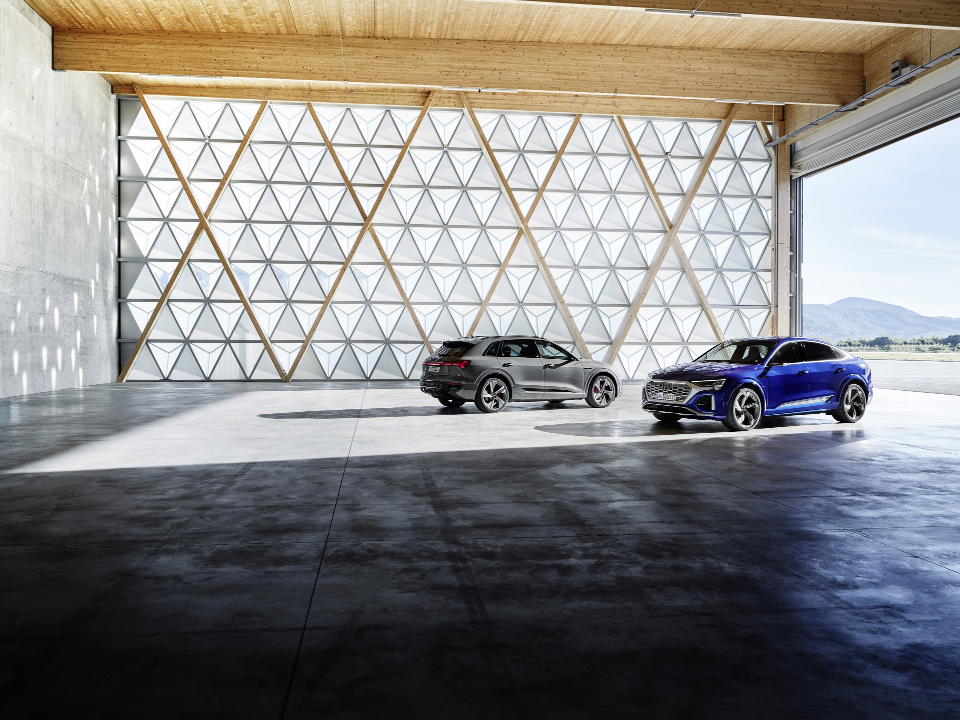 Editors%2 Fimages%2 F1667979021241 A226154 Large