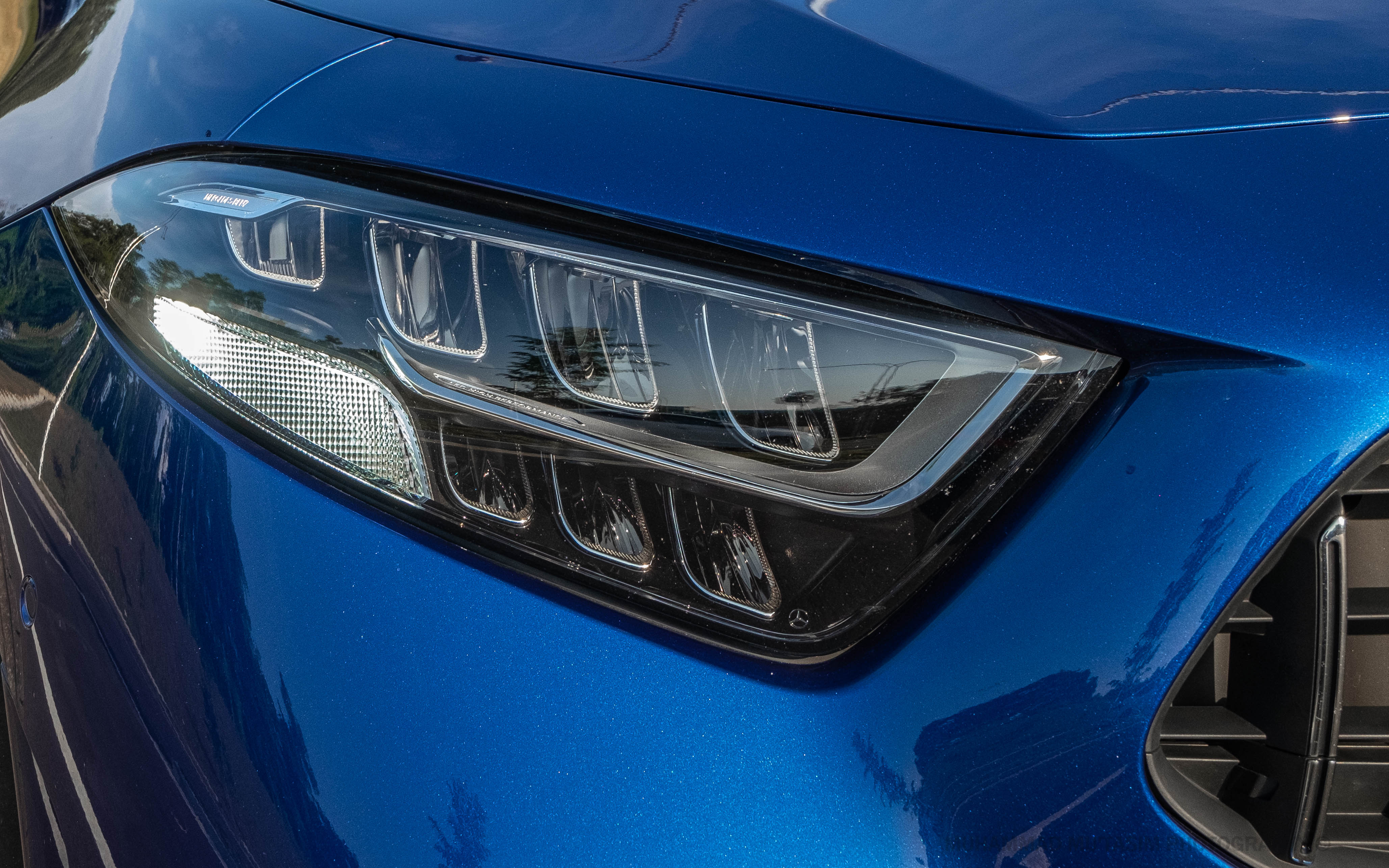 Editors%2 Fimages%2 F1668508117727 Headlight