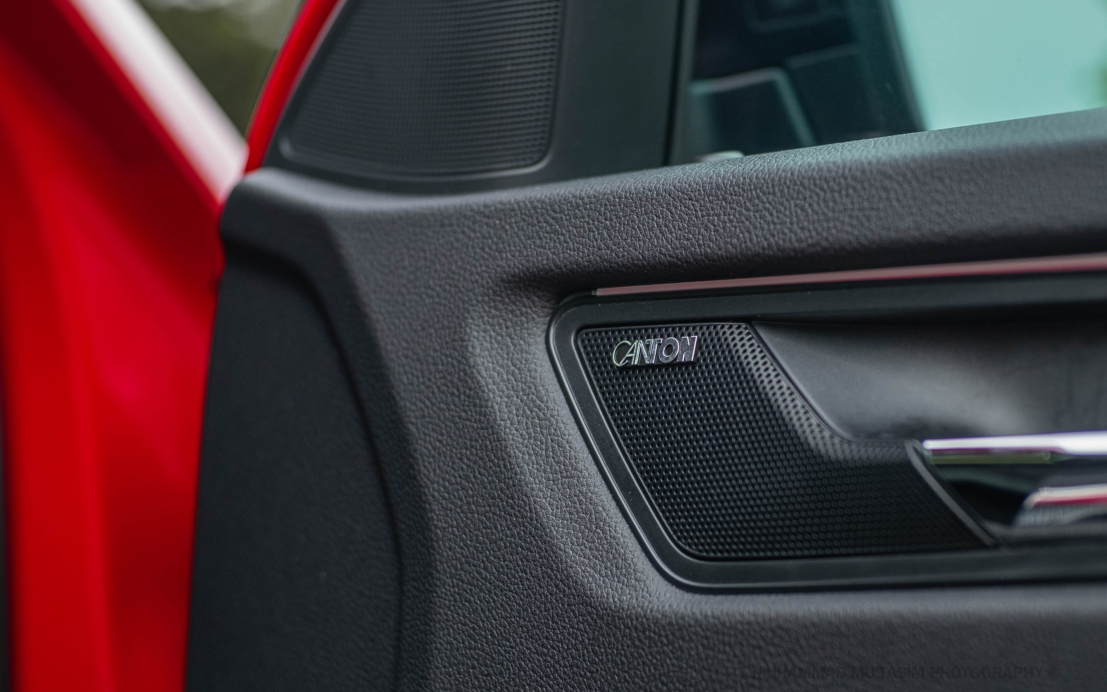 Editors%2 Fimages%2 F1673251451928 Interior Speaker