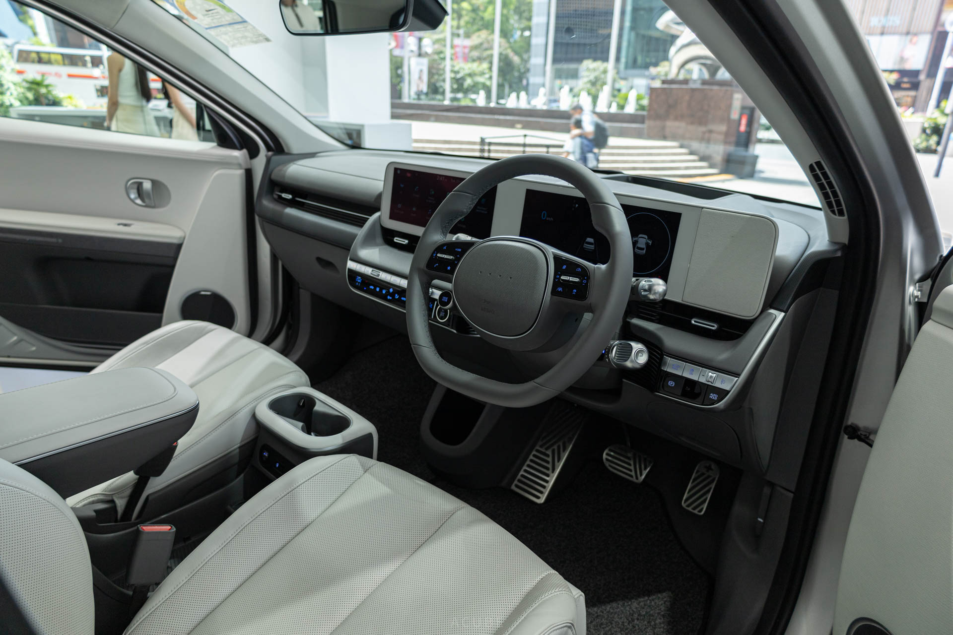 Editors%2 Fimages%2 F1684289635185 Ioniq5 1