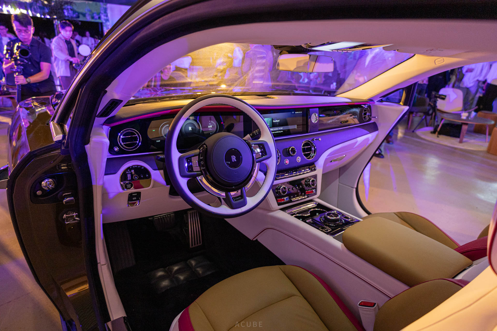 Editors%2 Fimages%2 F1692695965092 Spectre 3