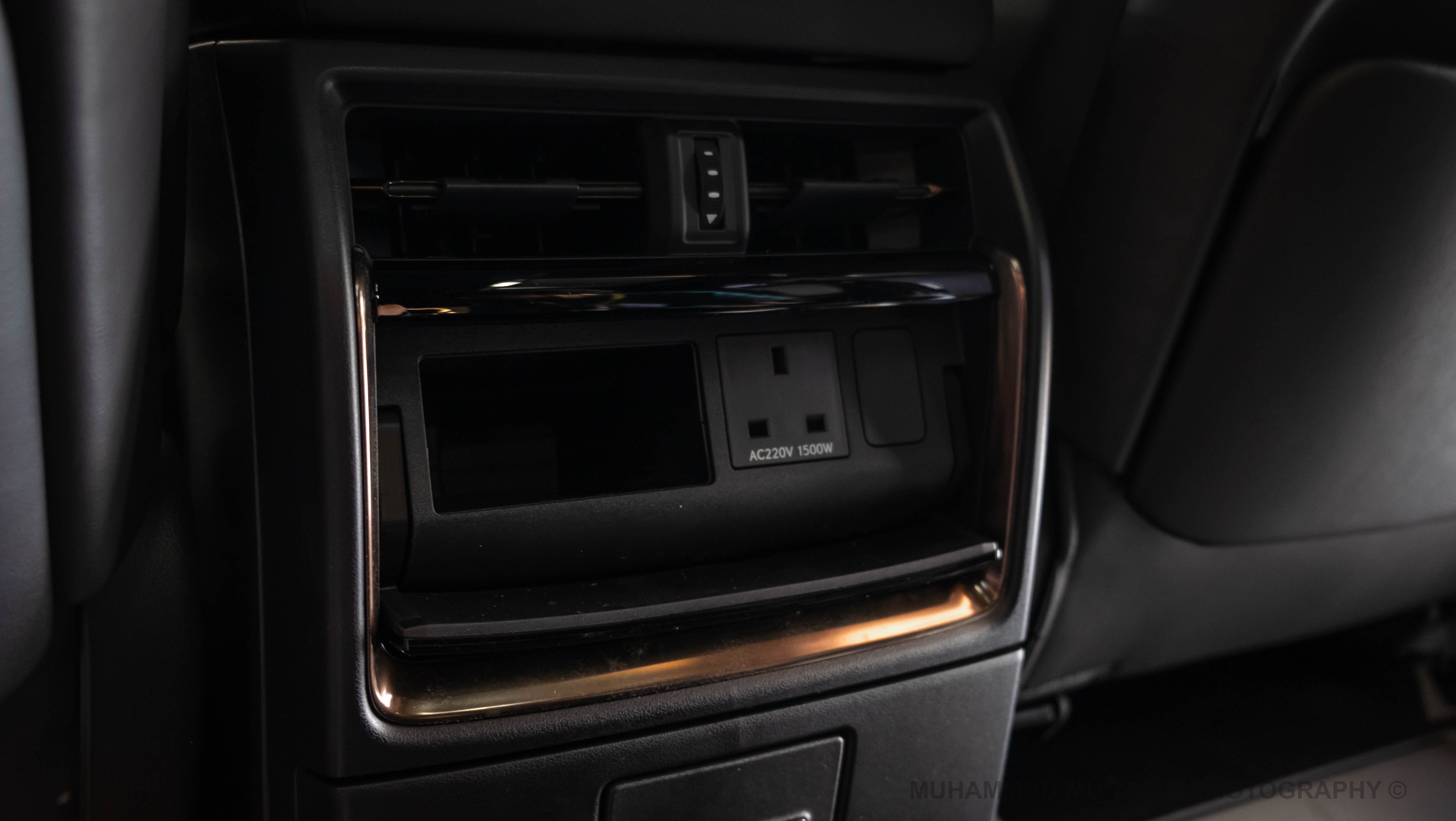 Editors%2 Fimages%2 F1695611708335 Vellfire 14