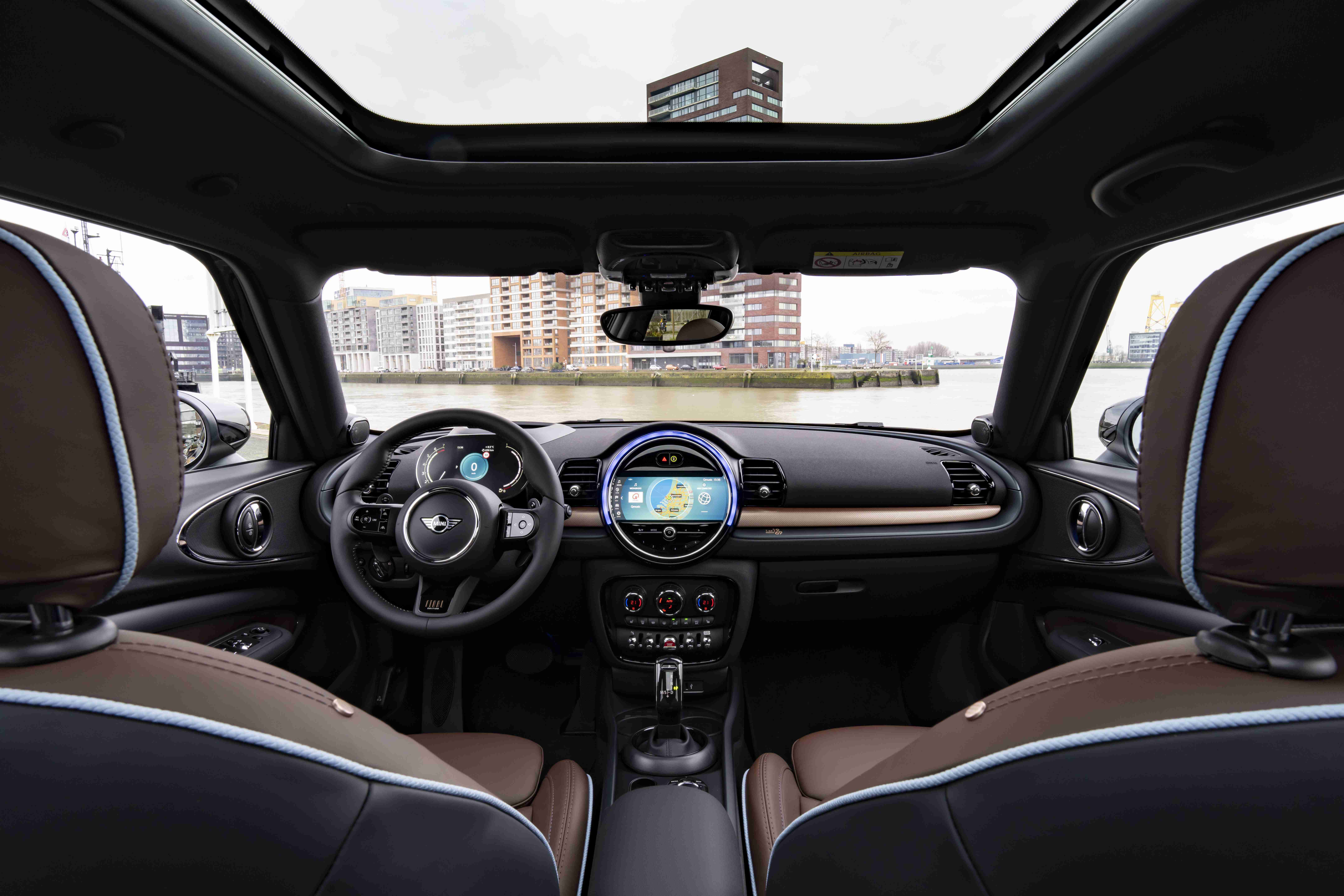 Editors%2 Fimages%2 F1699515009609 P90497364 High Res Mini Cooper S Clubma