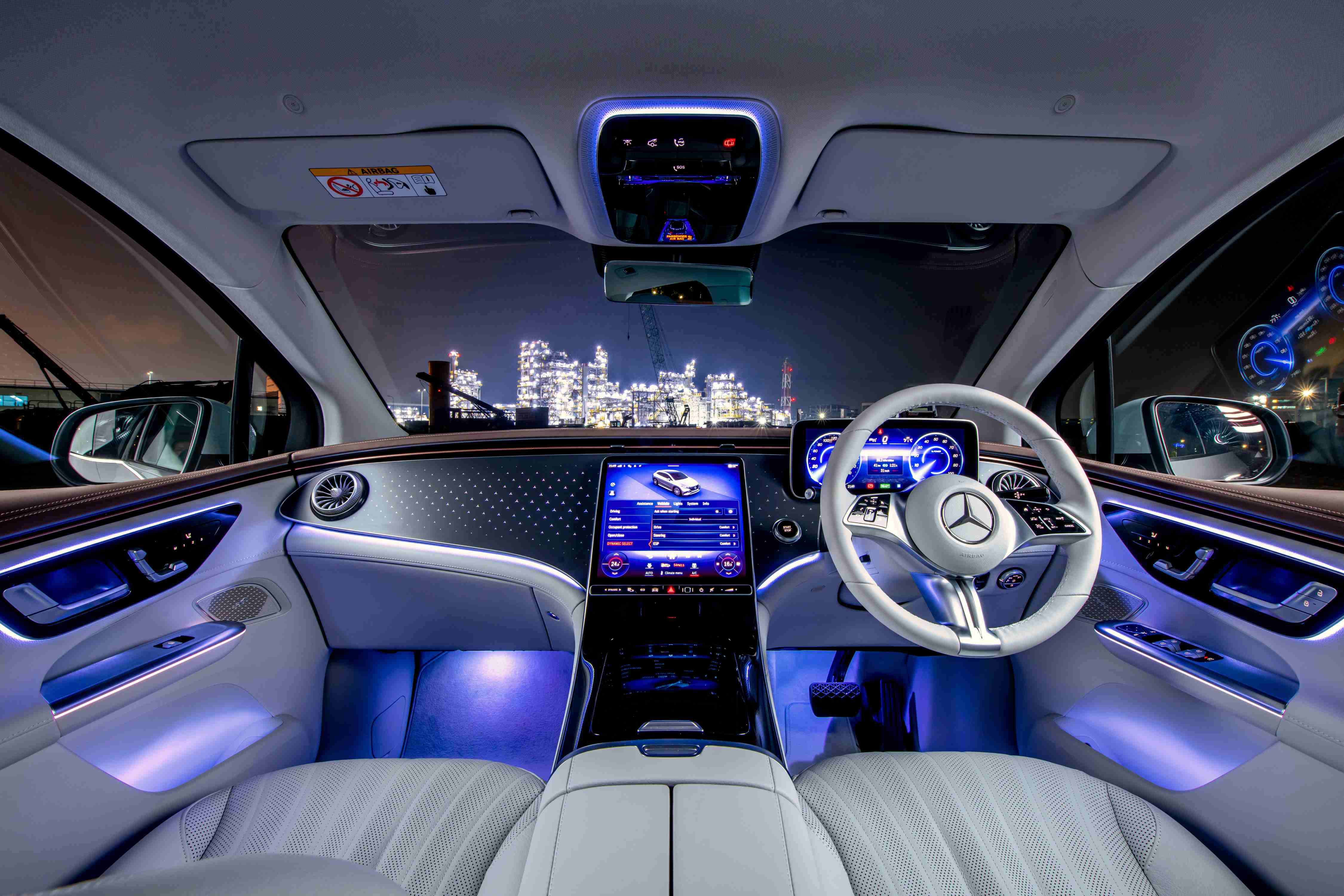 Editors%2 Fimages%2 F1700031166725 Mercedes Benz+Eqe+300+Suv+Electric+Art+11