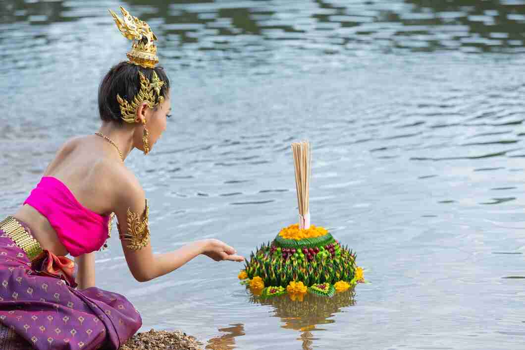 Editors%2 Fimages%2 F1700040926660 Asia Woman Thai Dress Traditional Hold Kratong Loy Krathong Festival 1150 27922