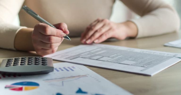 Editors%2 Fimages%2 F1701060145492 1701060145492