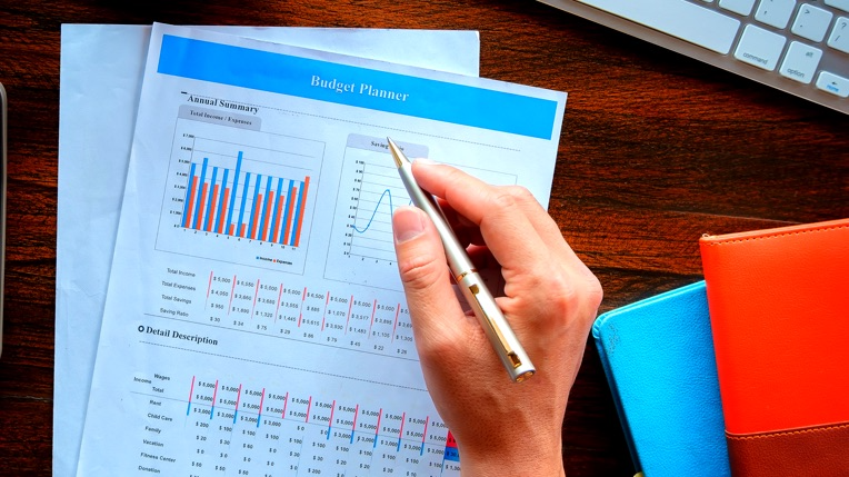 Editors%2 Fimages%2 F1701334924843 1701334924843