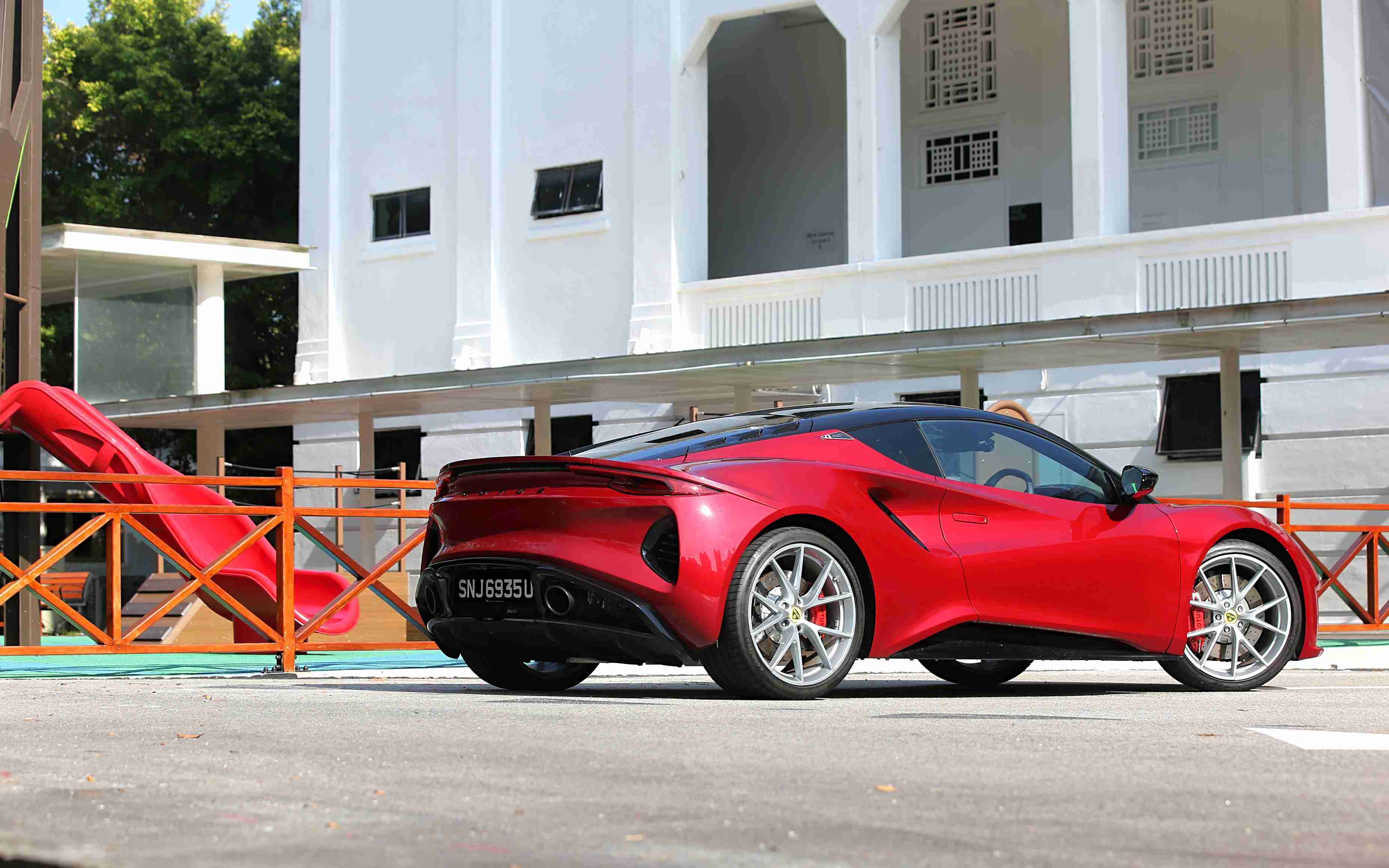 Editors%2 Fimages%2 F1703770052879 D38 V0988 Fotor