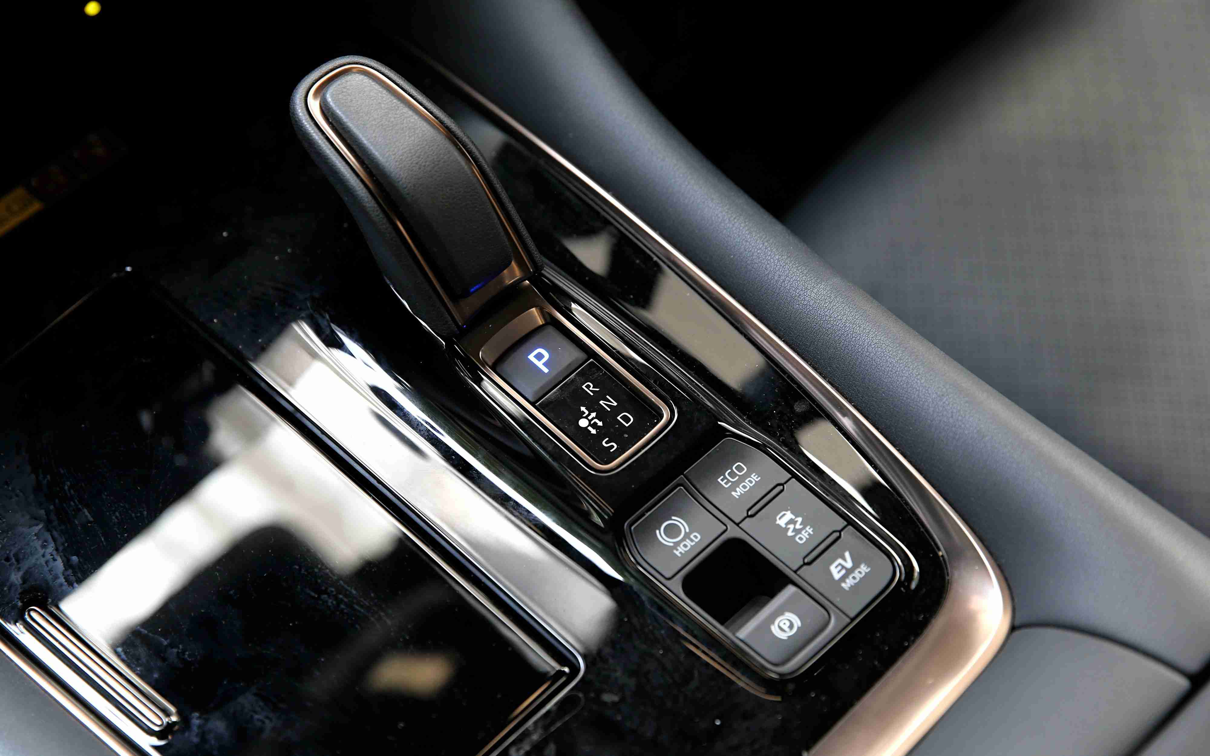 Editors%2 Fimages%2 F1703942215297 D38 V1366 Fotor