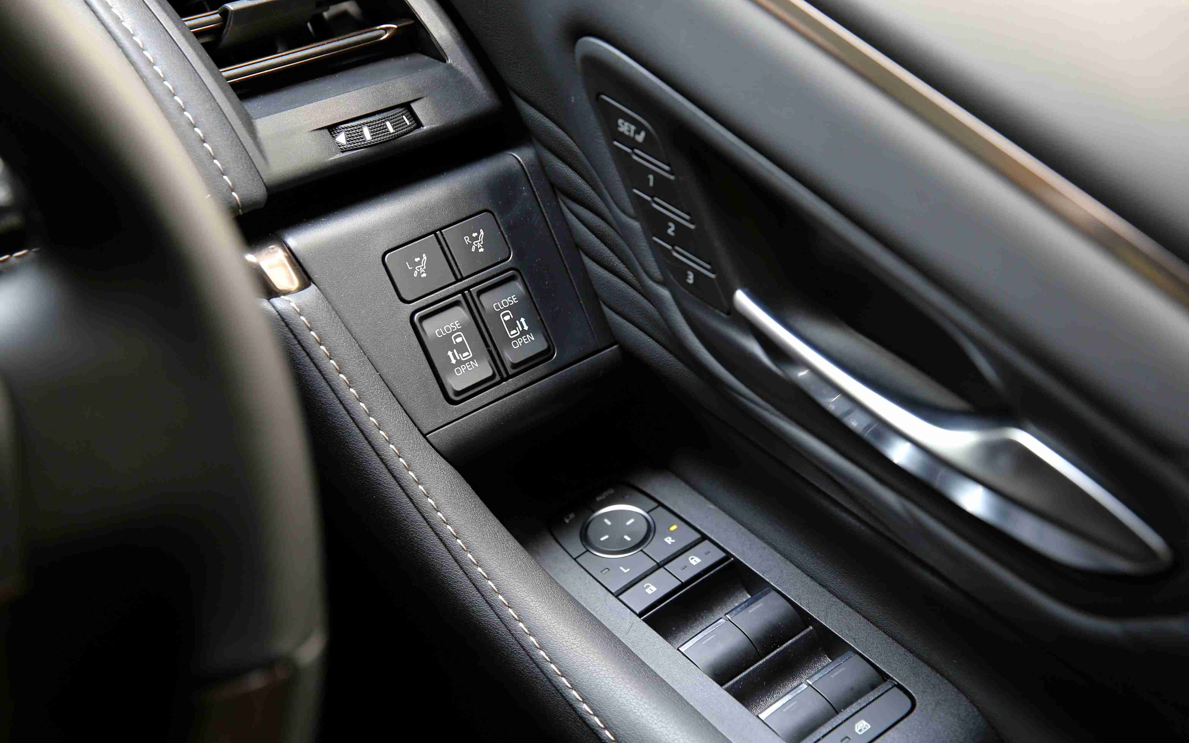 Editors%2 Fimages%2 F1703942249148 D38 V1367 Fotor