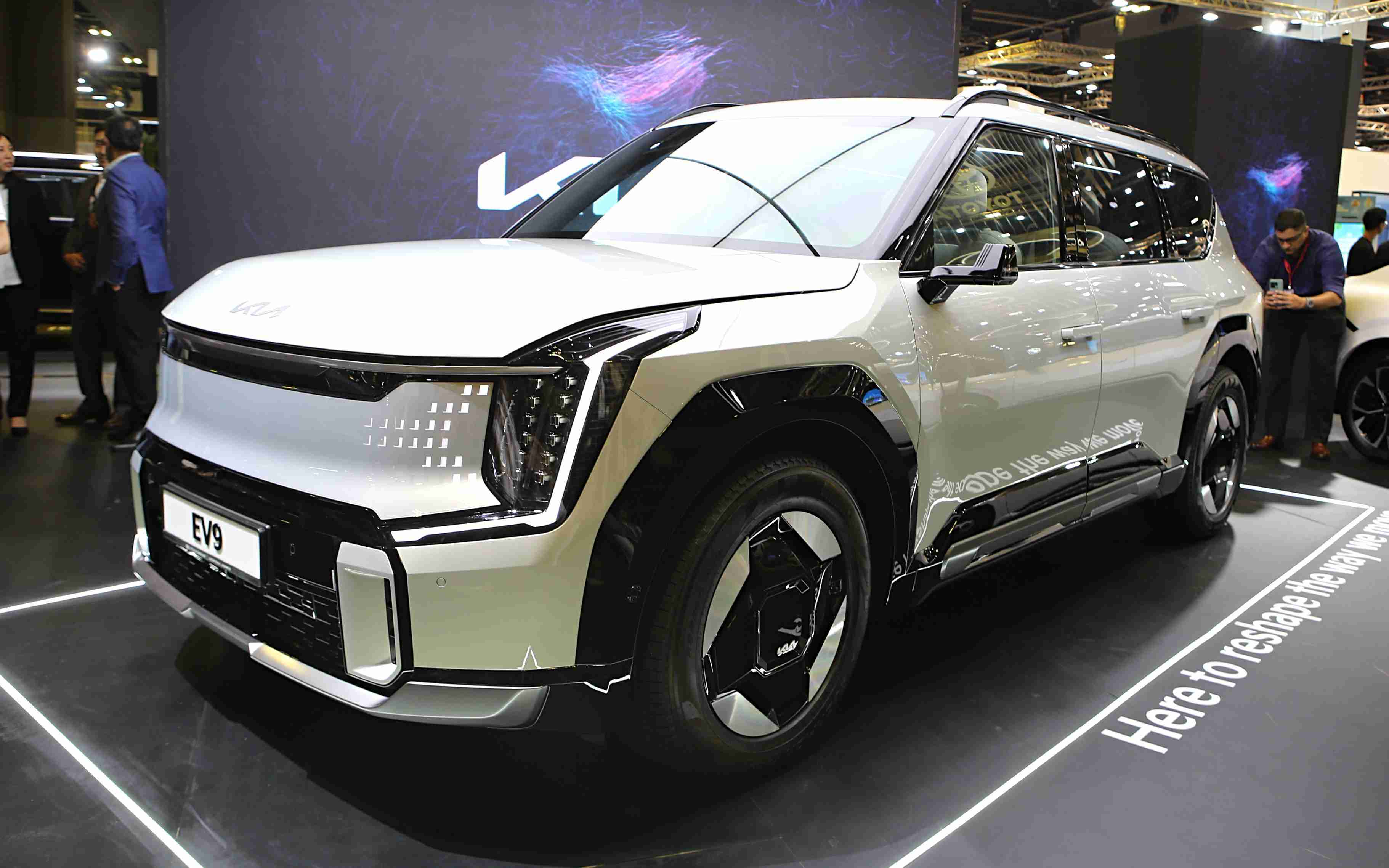 Editors%2 Fimages%2 F1704988791319 D38 V2403 Fotor