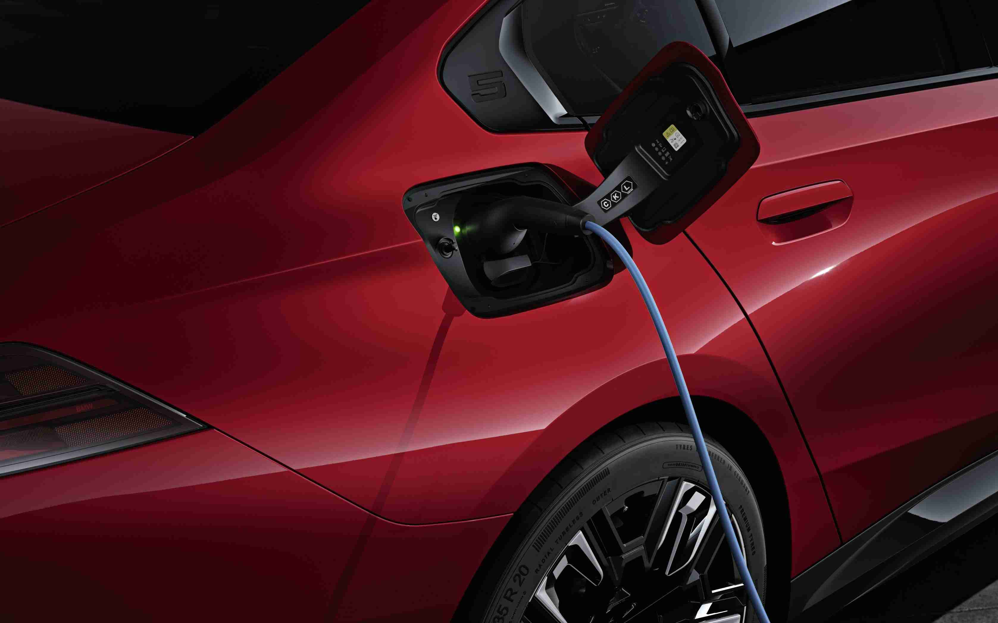 Editors%2 Fimages%2 F1705049989237 P90504628 High Res Charging The New Bmw Fotor