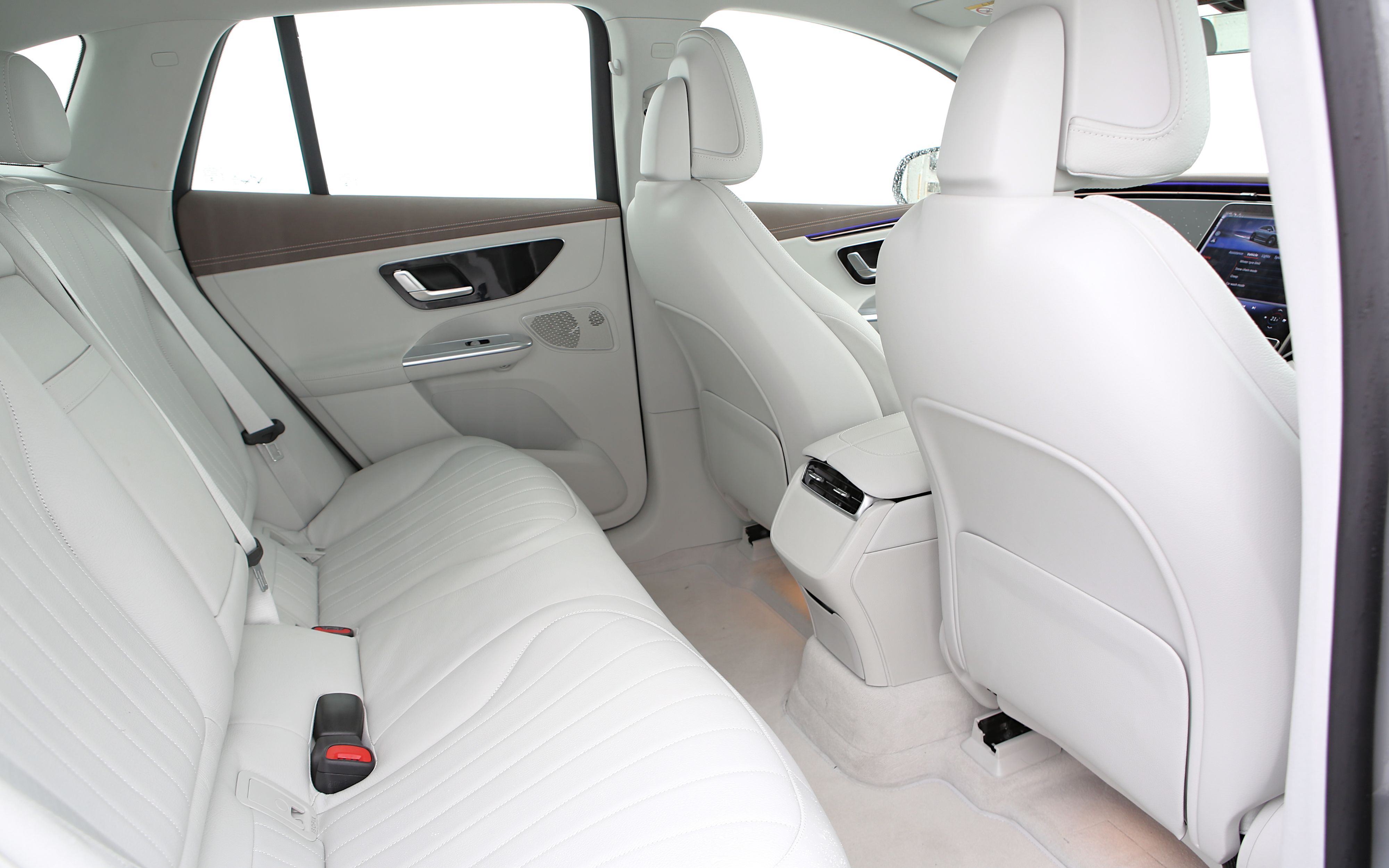 Editors%2 Fimages%2 F1710563034661 D38 V2379 Fotor