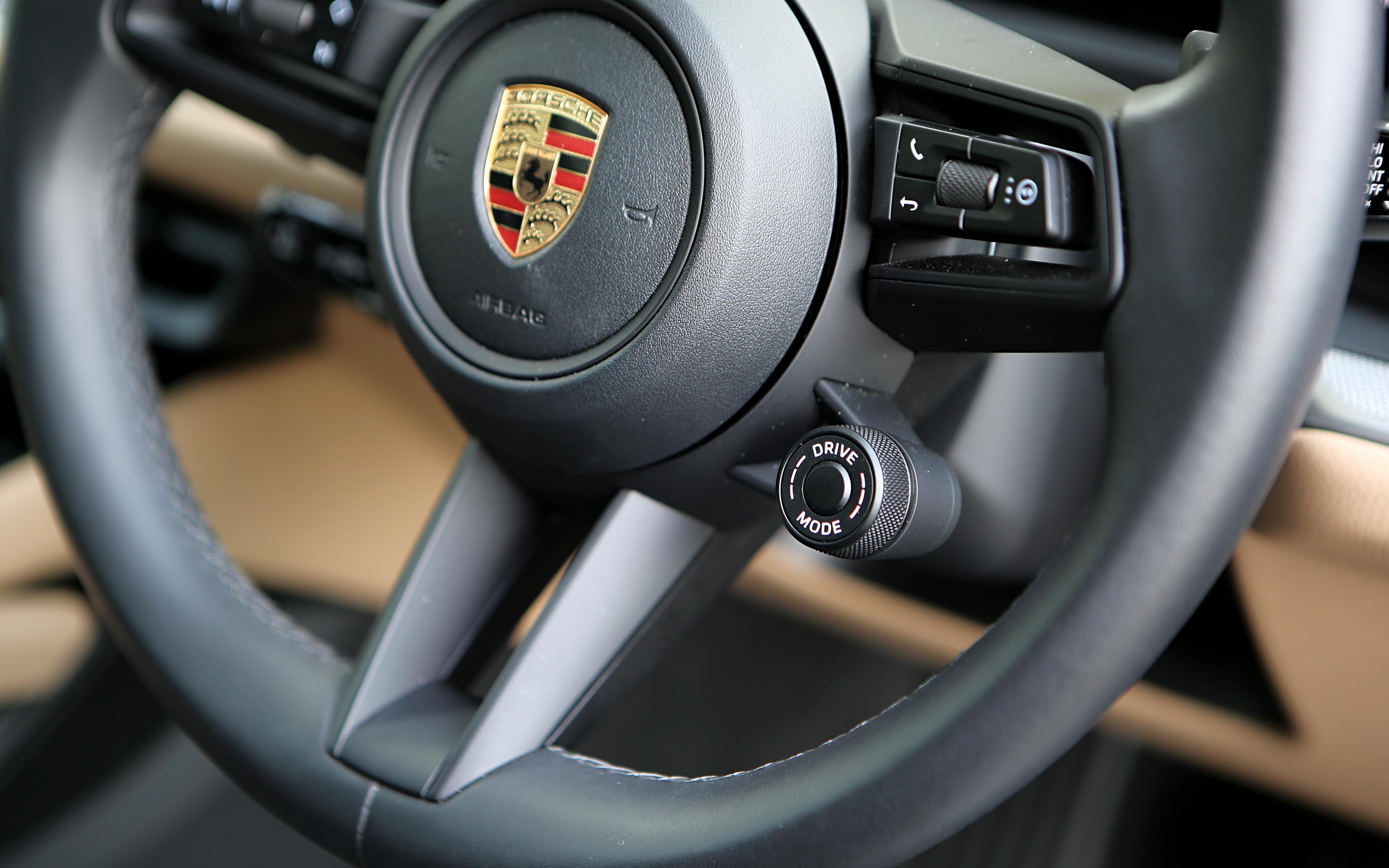 Editors%2 Fimages%2 F1711292889136 D38 V2884 Fotor