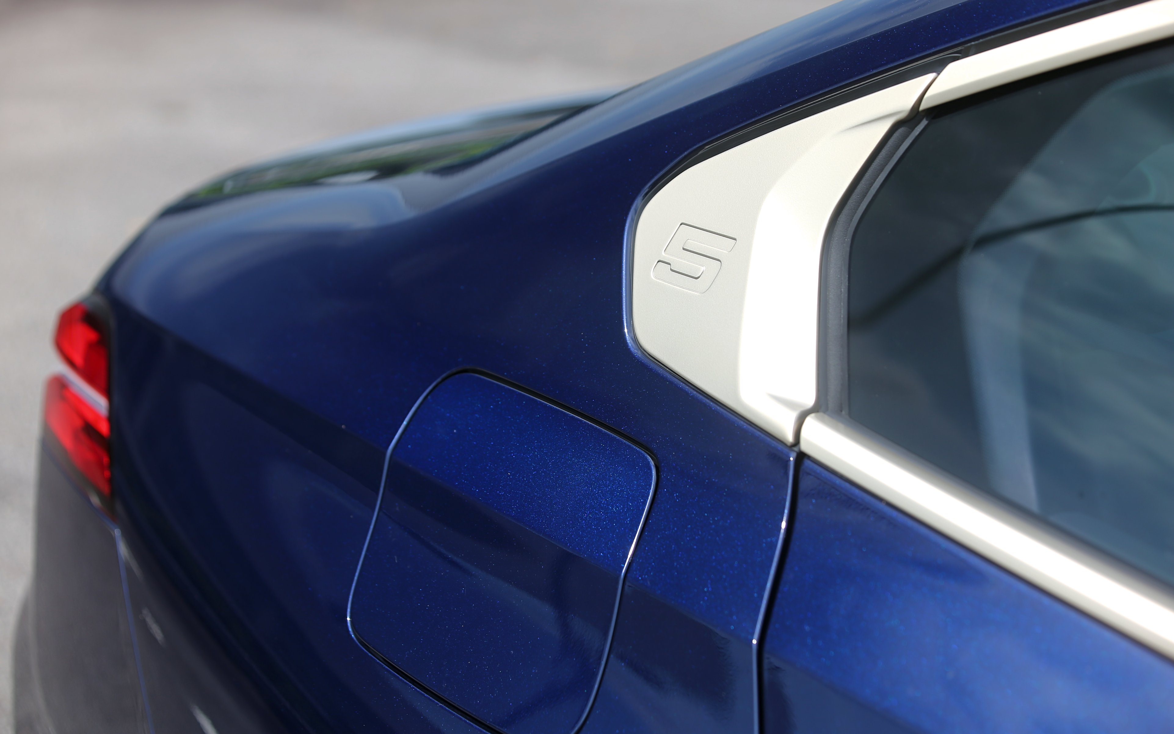 Editors%2 Fimages%2 F1712500749133 D38 V2260 Fotor