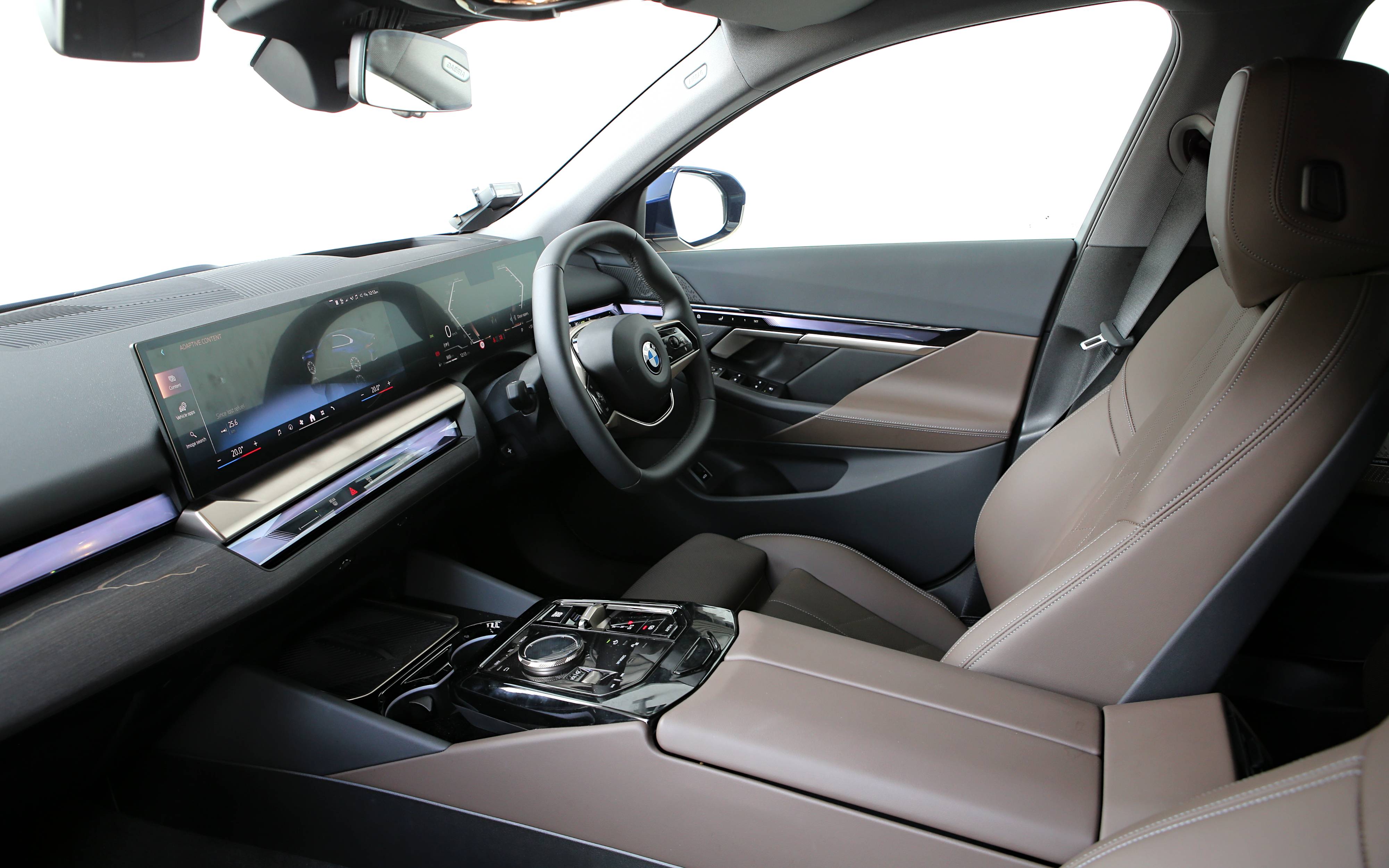 Editors%2 Fimages%2 F1712500889183 D38 V2275 Fotor