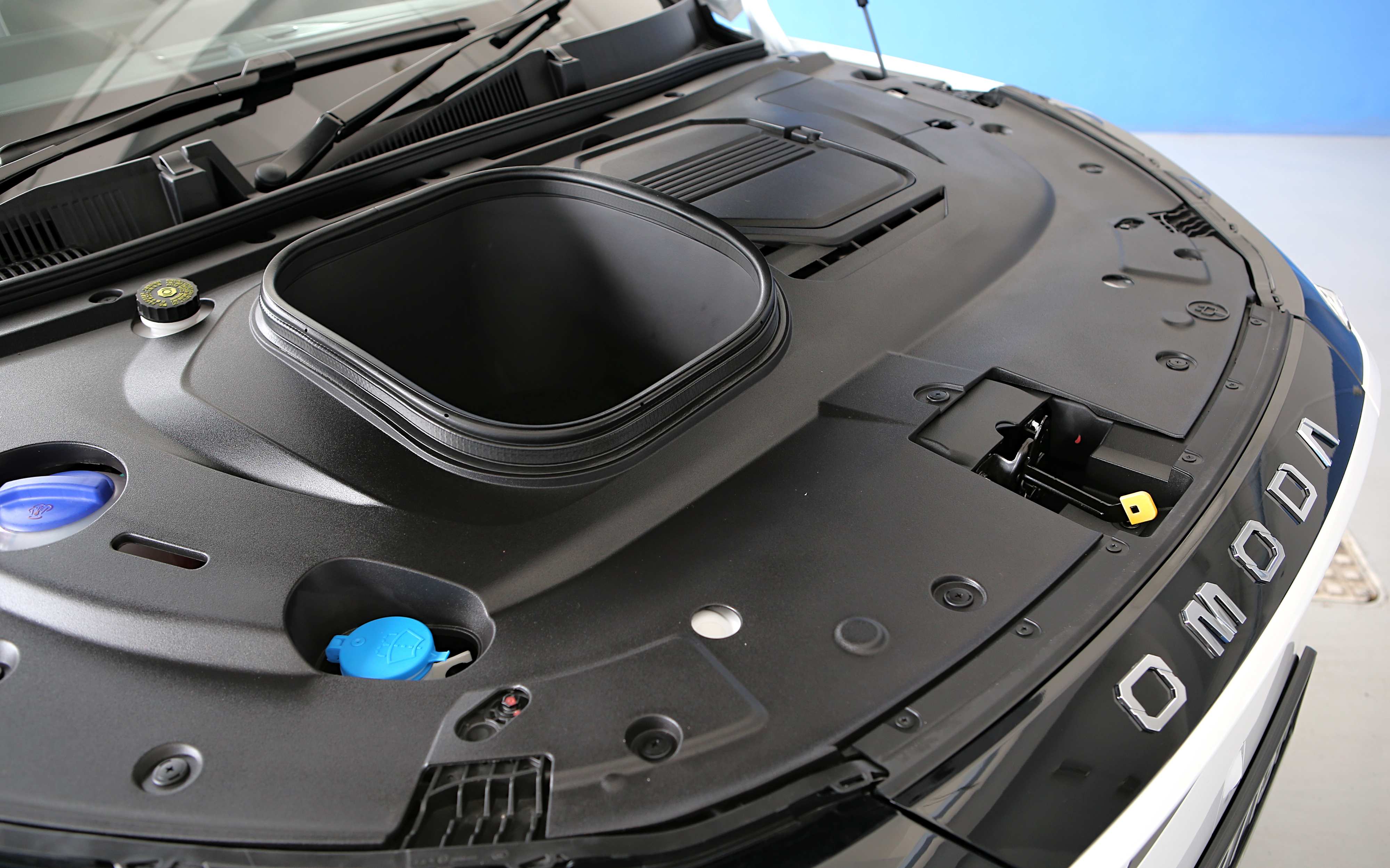 Editors%2 Fimages%2 F1713089513135 D38 V4006 Fotor