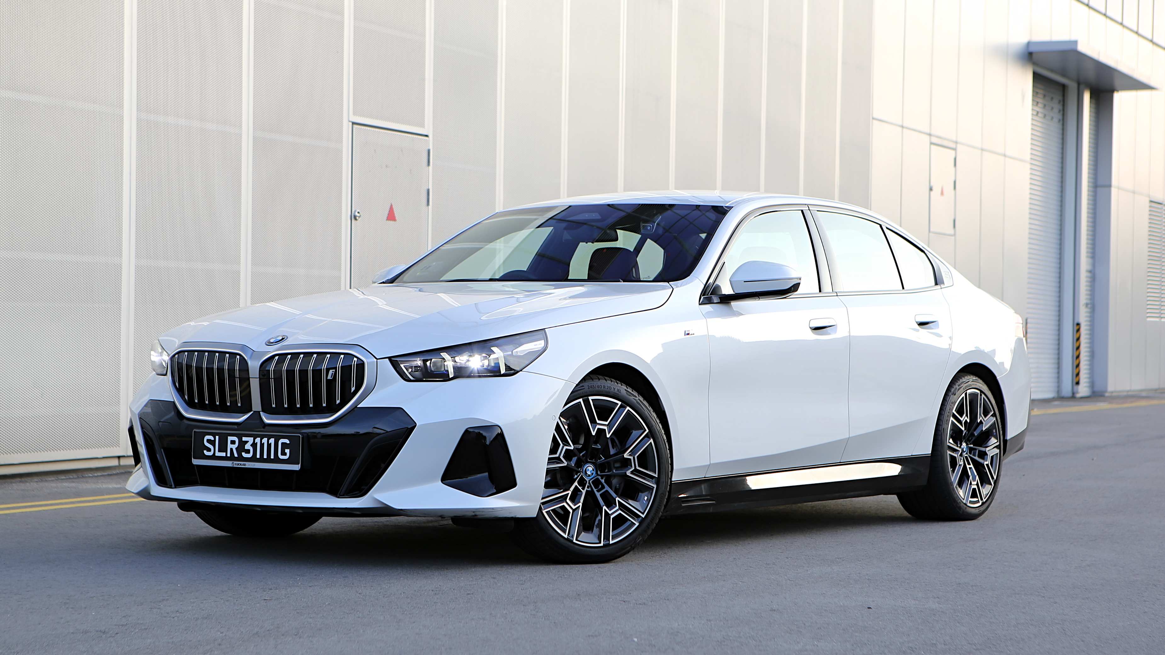 Editors%2 Fimages%2 F1713446178535 Mreview Bmw I5 Edrive40 Electing For Electric Featured