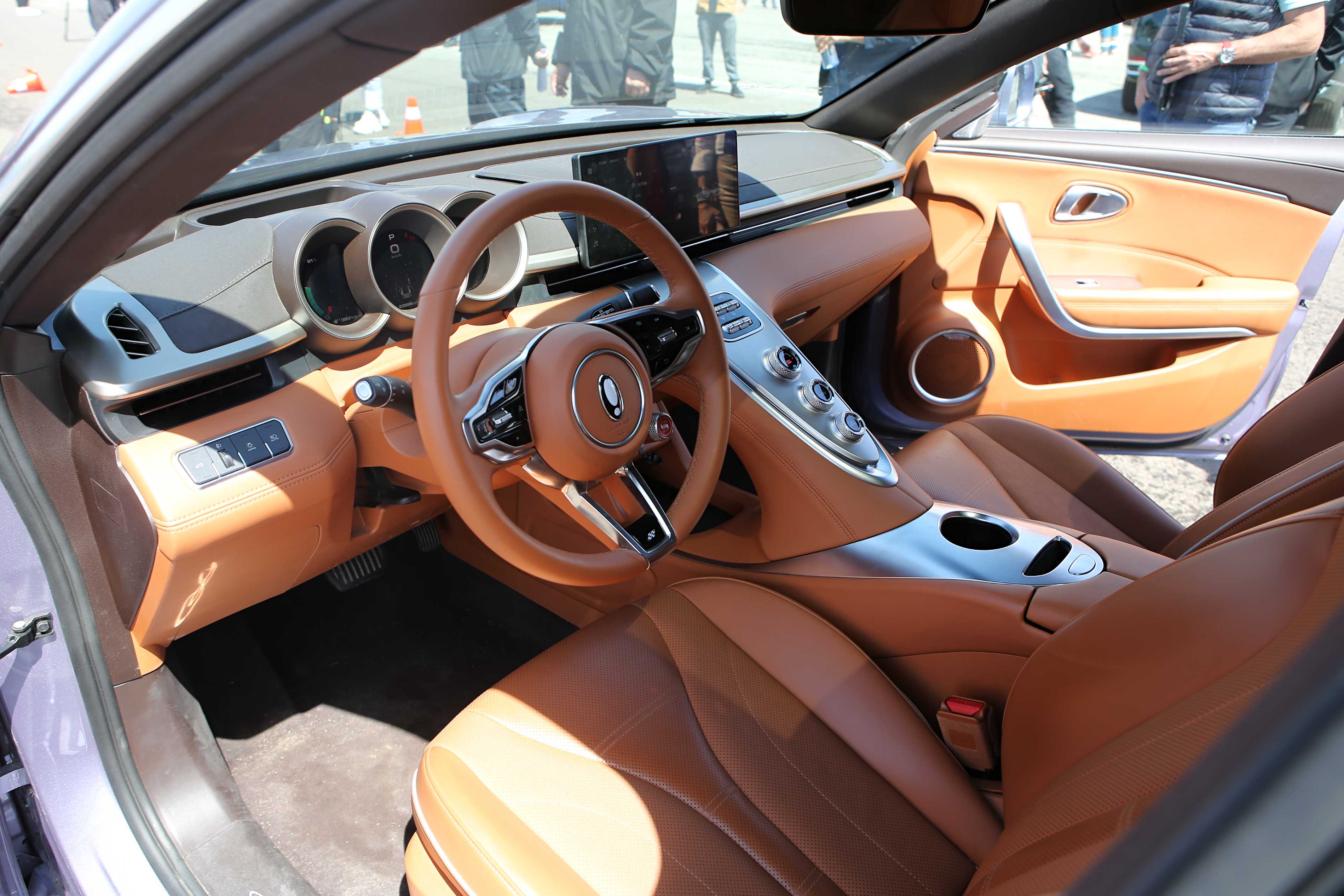 Editors%2 Fimages%2 F1714727281585 D38 V4241 Fotor