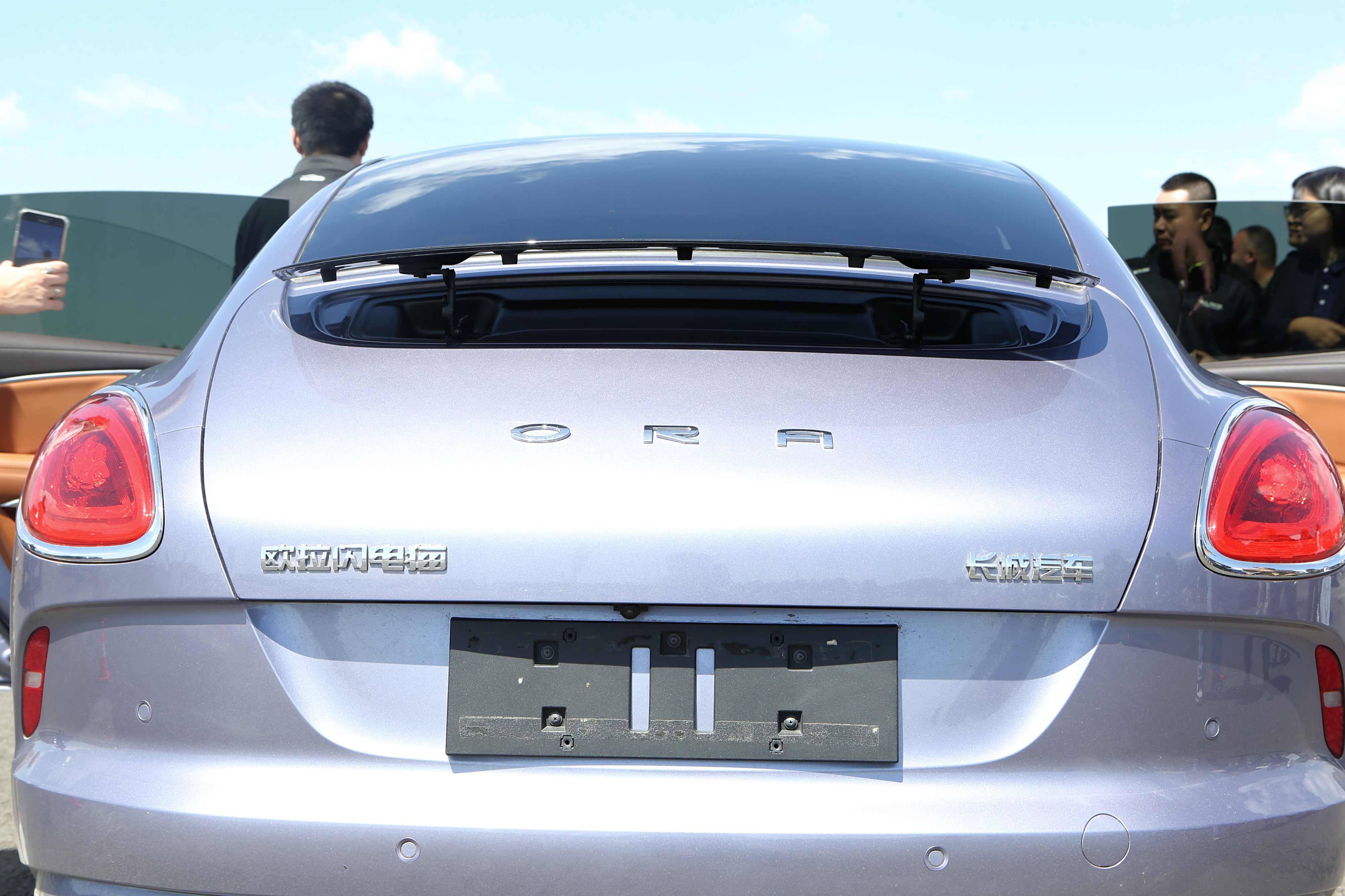 Editors%2 Fimages%2 F1714727381175 D38 V4246 Fotor