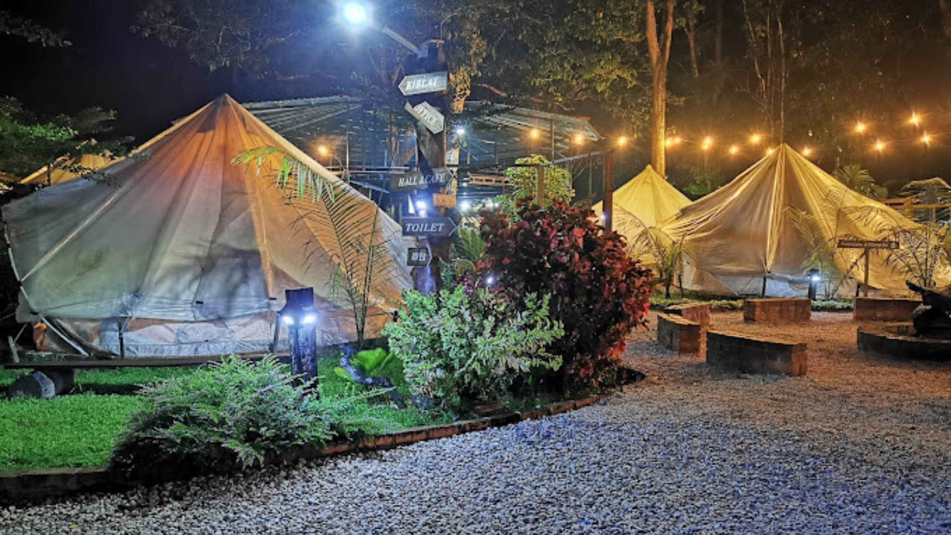 Editors%2 Fimages%2 F1715915543722 Traffic+Jams+%2825%29