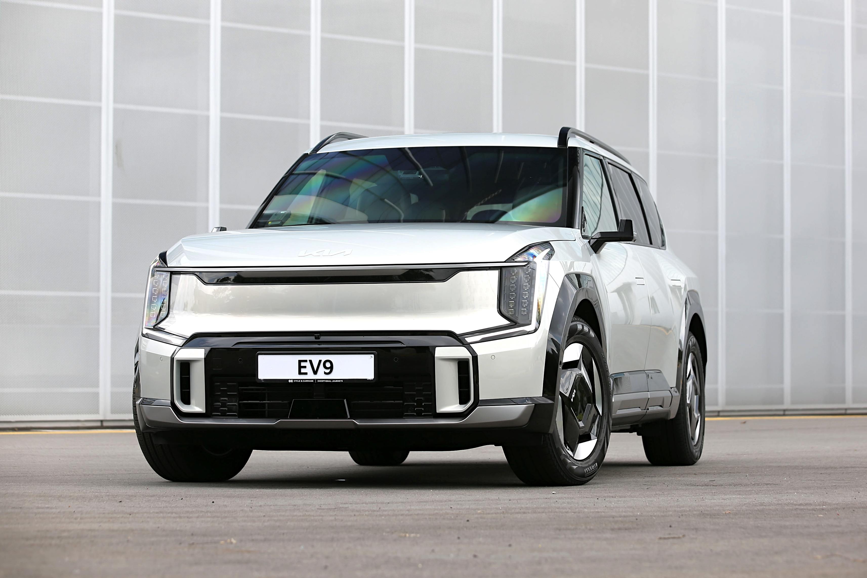 Editors%2 Fimages%2 F1715943934958 Mreview Kia Ev9 Gt Line Electric We Have A Winner Featured