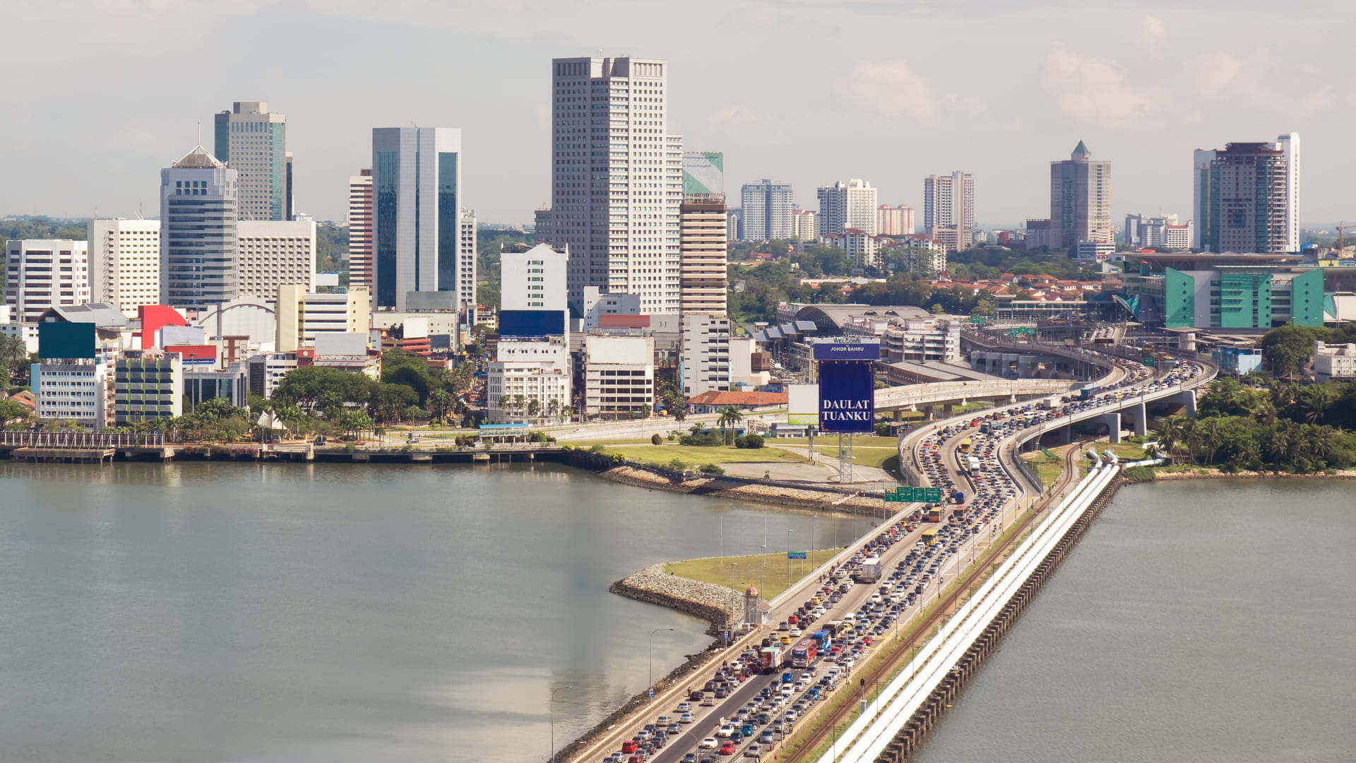 Editors%2 Fimages%2 F1716184773510 Heavy Traffic Expected To Continue At Both Woodlands And Tuas Checkpoints Due To Enhanced Security Checks Featured