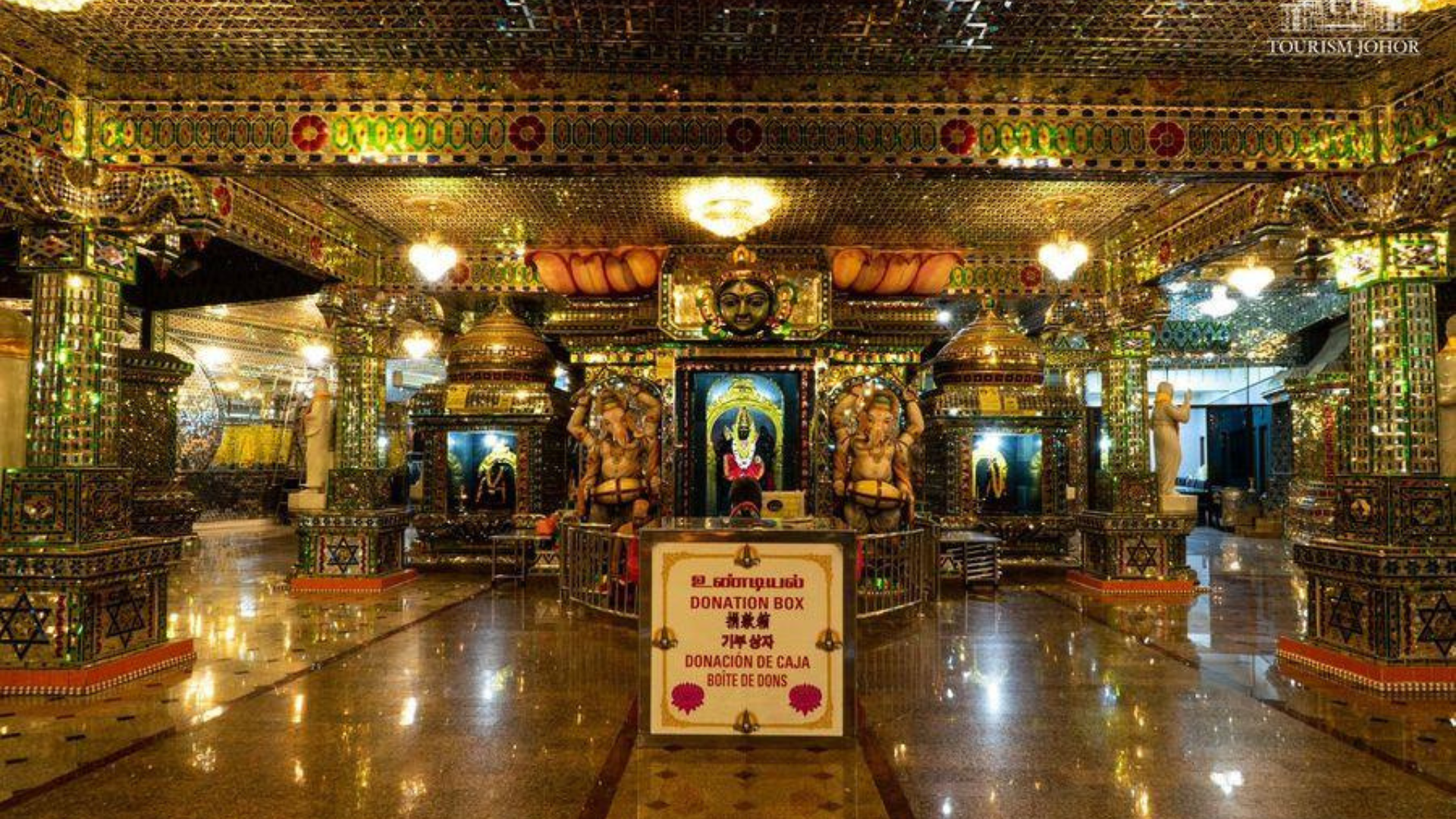 Editors%2 Fimages%2 F1716542864564 Arulmigu+Sri+Rajakaliamman+Glass+Temple