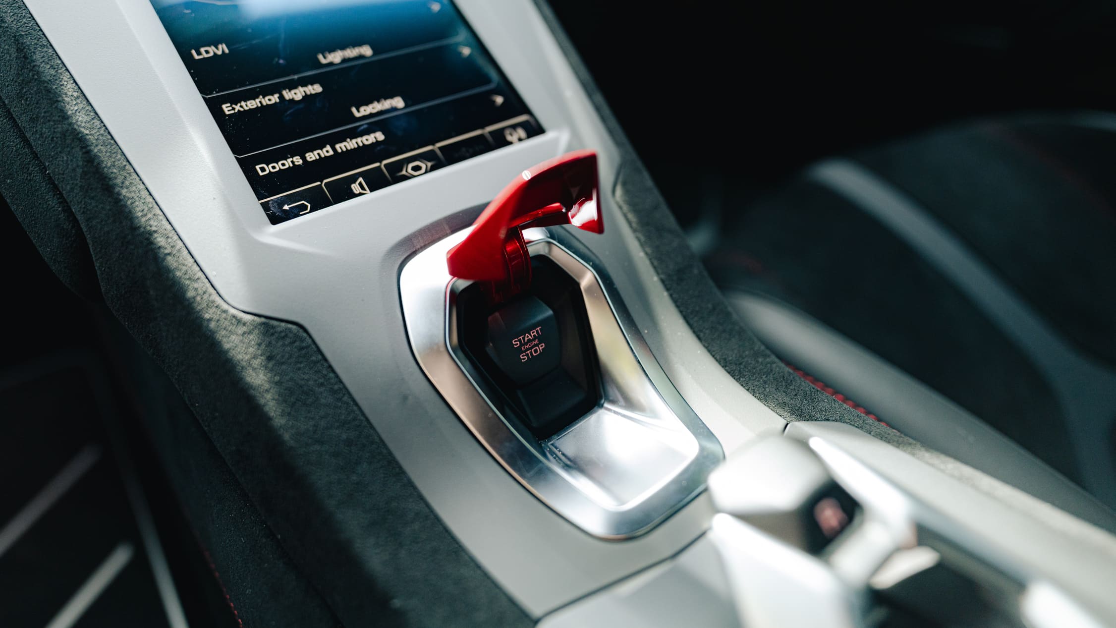 Editors%2 Fimages%2 F1716561148485 Huracan+Sto 53