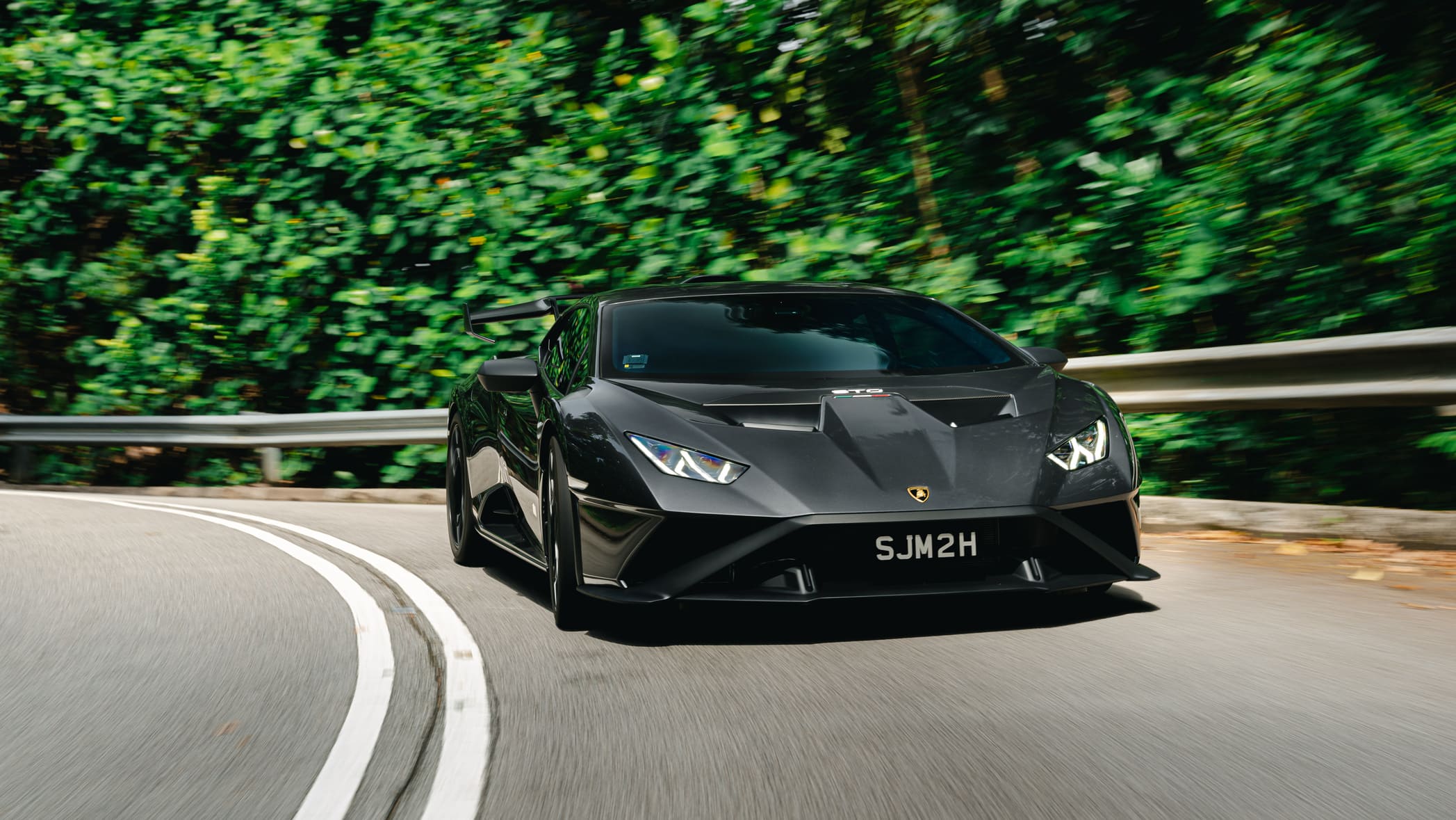 Editors%2 Fimages%2 F1716561196373 Huracan+Sto 42