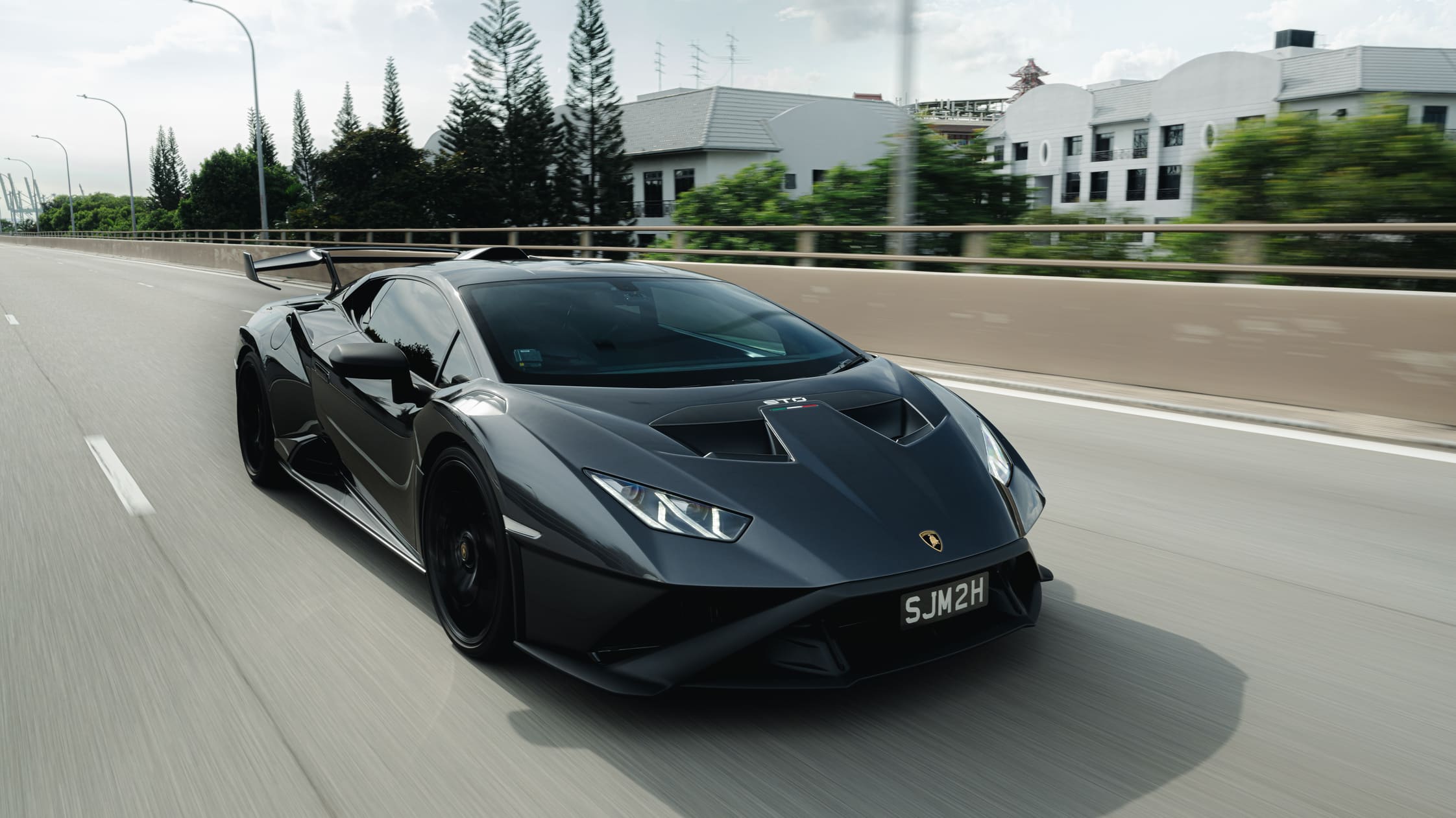Editors%2 Fimages%2 F1716622479563 Mreview Lamborghini Huracan Sto Turning Dreams Into Reality Featured 1