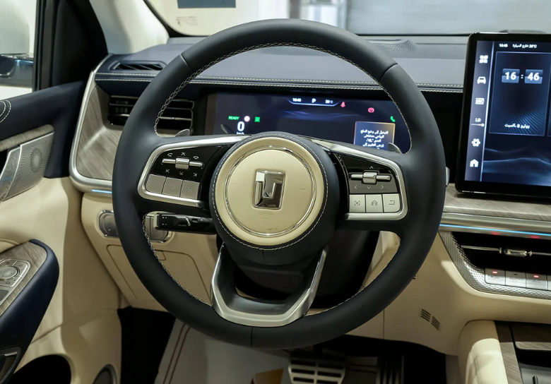 Editors%2 Fimages%2 F1716978817186 Gwm Tank 500 Noi That