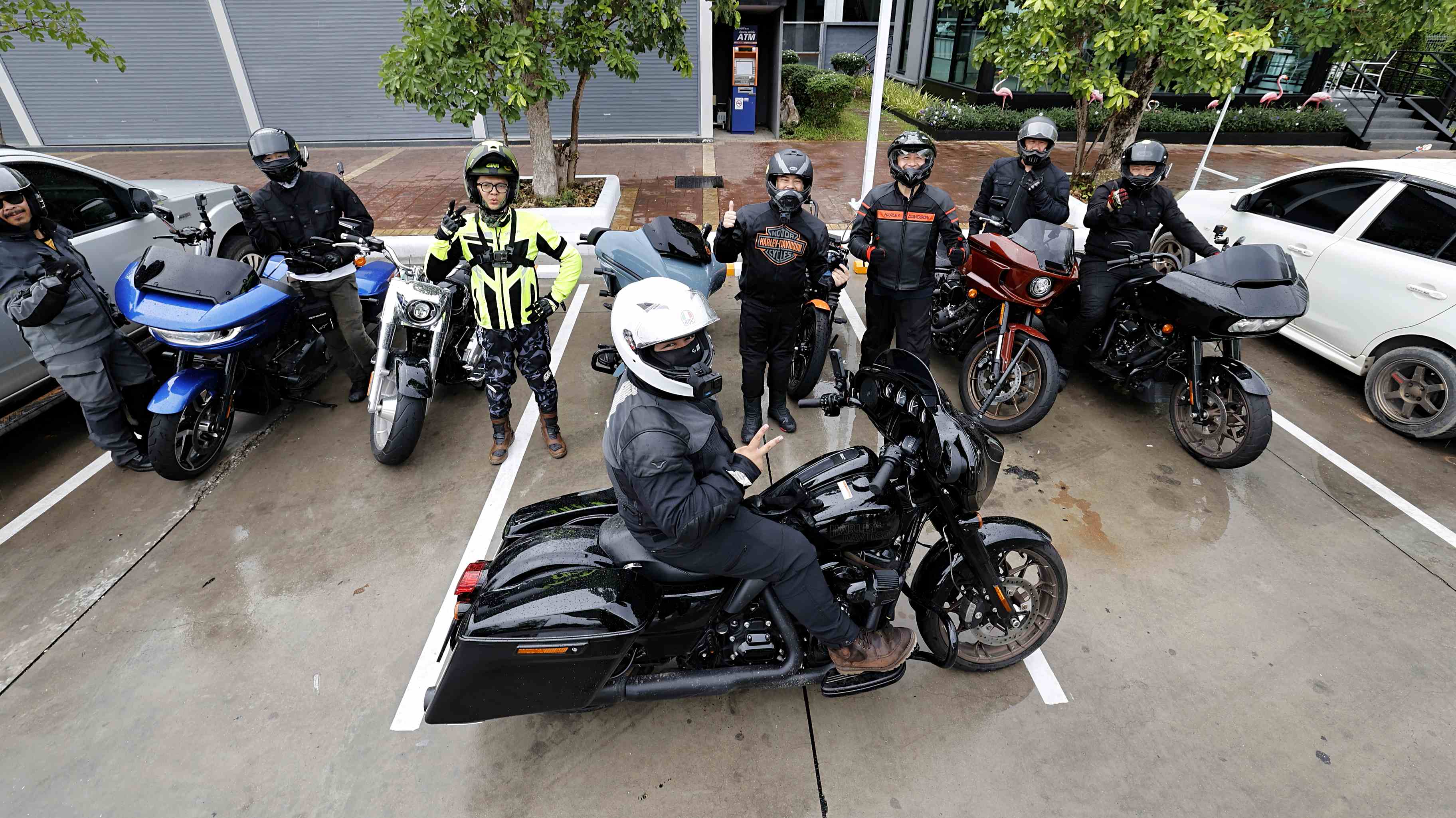 Editors%2 Fimages%2 F1717147534176 Road+ R6 A2460 Fotor