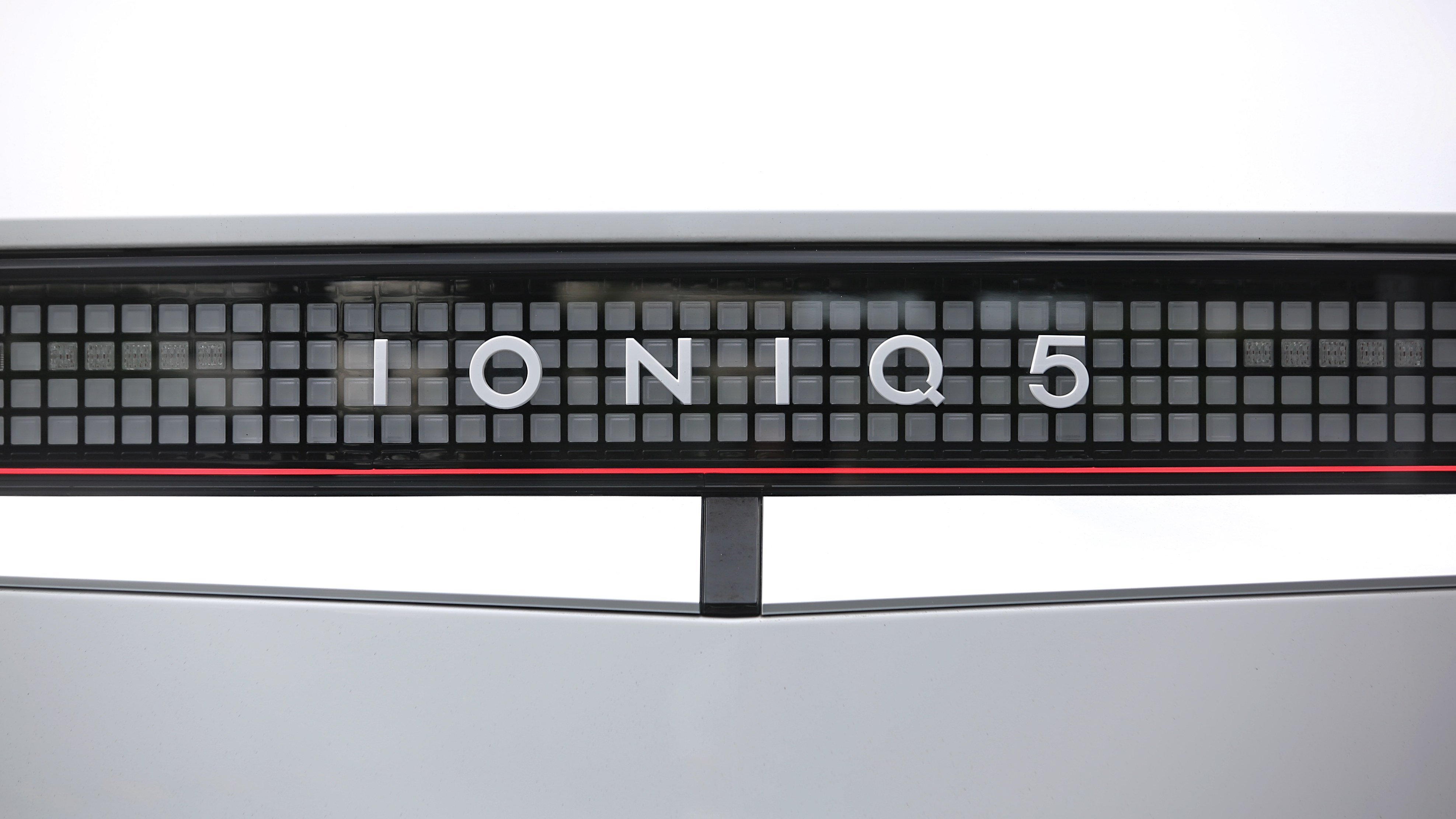 Editors%2 Fimages%2 F1717327099960 D38 V3538 Fotor